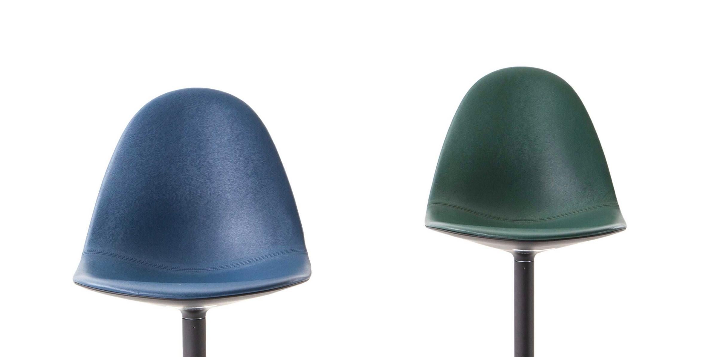 Philippe Starck Juego de dos taburetes Caprice para Cassina Moderno de mediados de siglo en venta