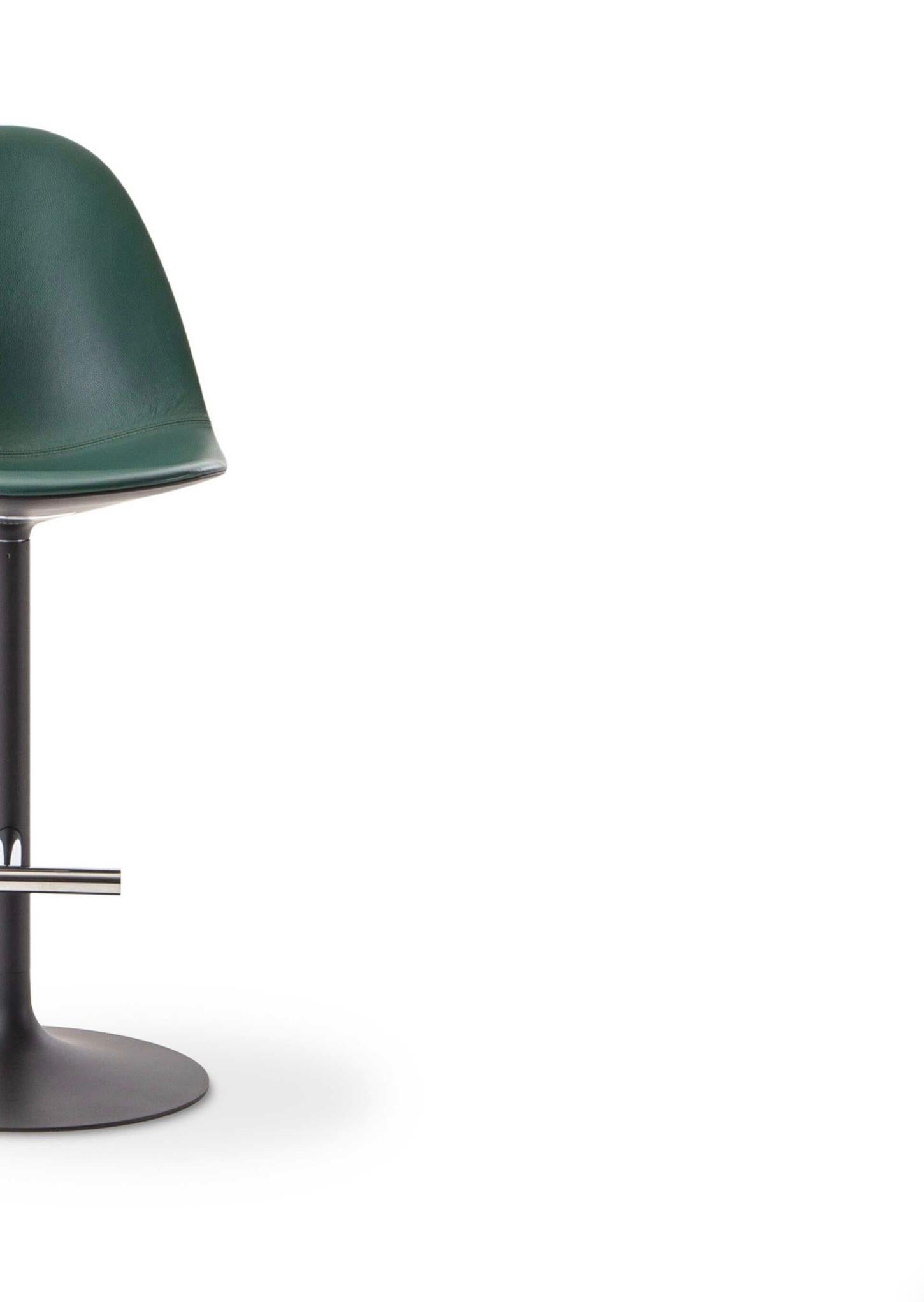 Philippe Starck Juego de dos taburetes Caprice para Cassina Siglo XXI y contemporáneo en venta