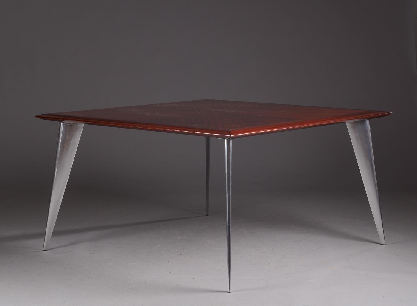 Table de salle à manger carrée M « Série Lang » de Philippe Starck pour Driade Aleph en vente 4