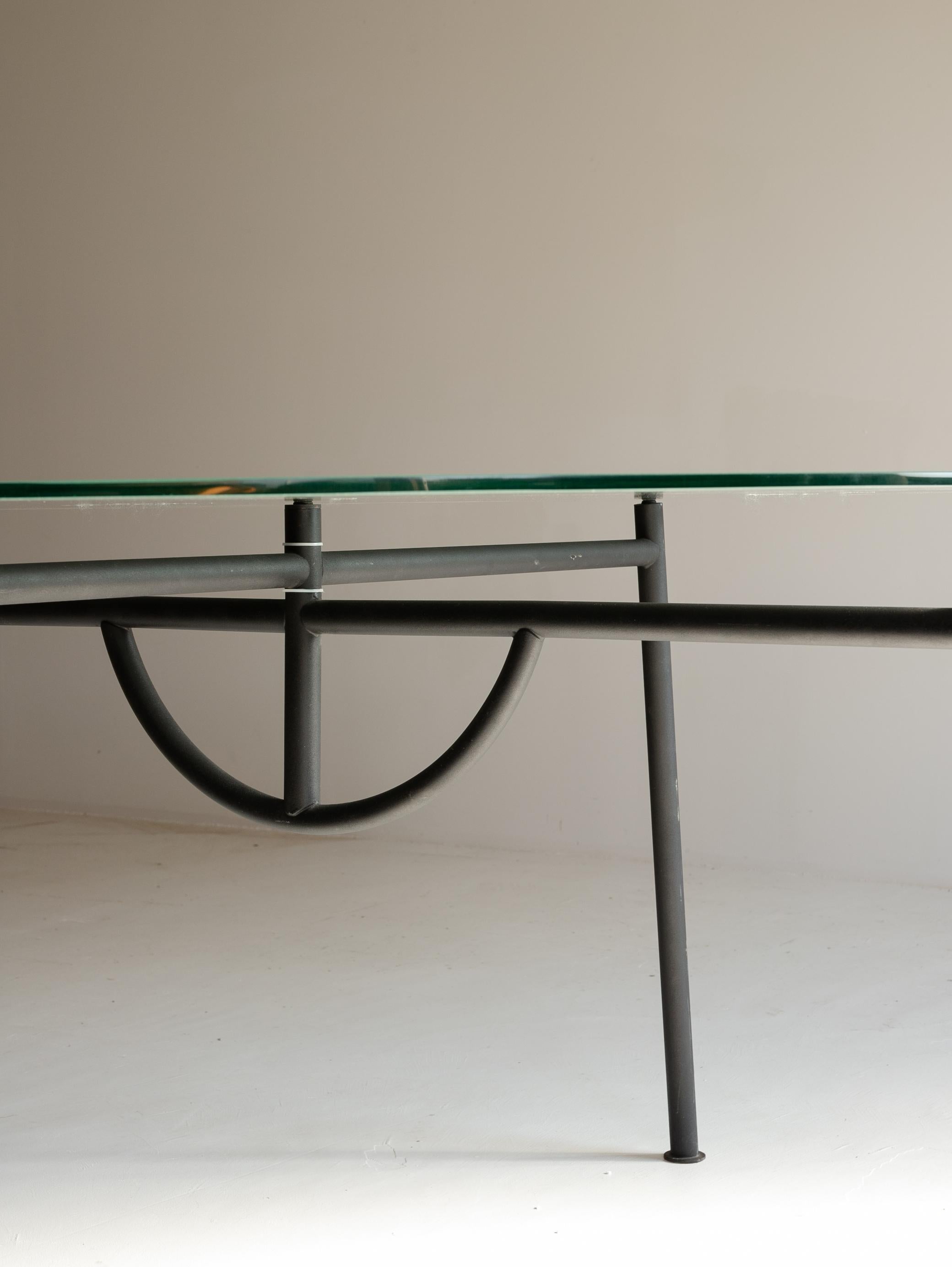Philippe Starck Table model 'Nina Freed' For Sale 2