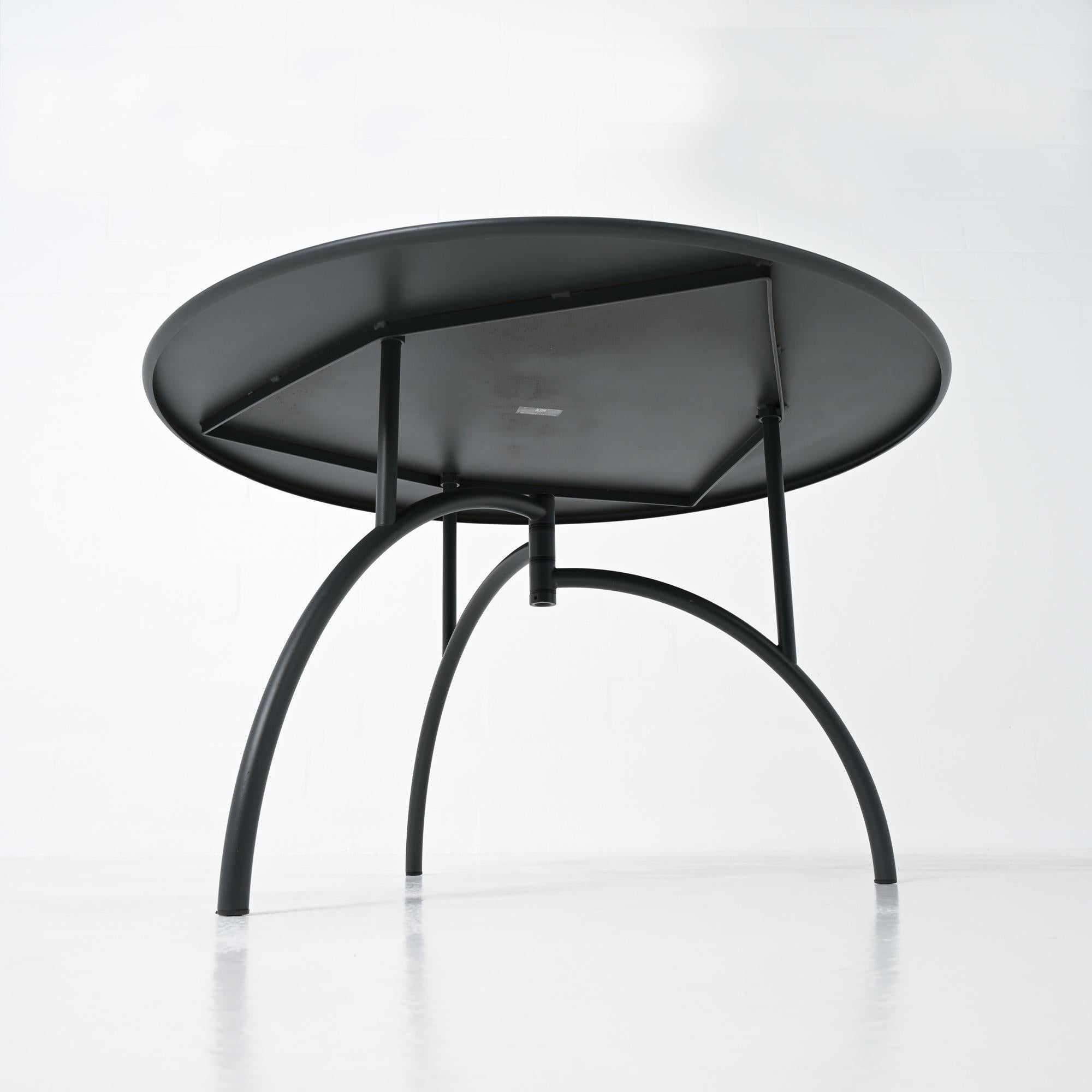 Philippe Starck Tippy Jackson Tisch 1982 im Angebot 3