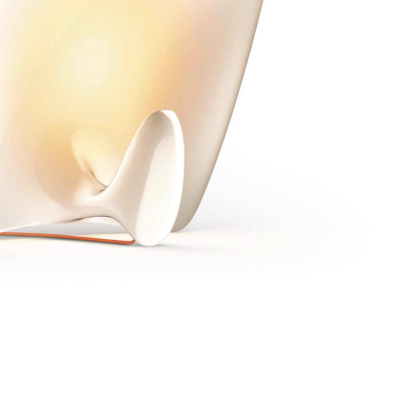 Philippe Starck Valor. S Table Lamp For Cassina In New Condition For Sale In Barcelona, Barcelona