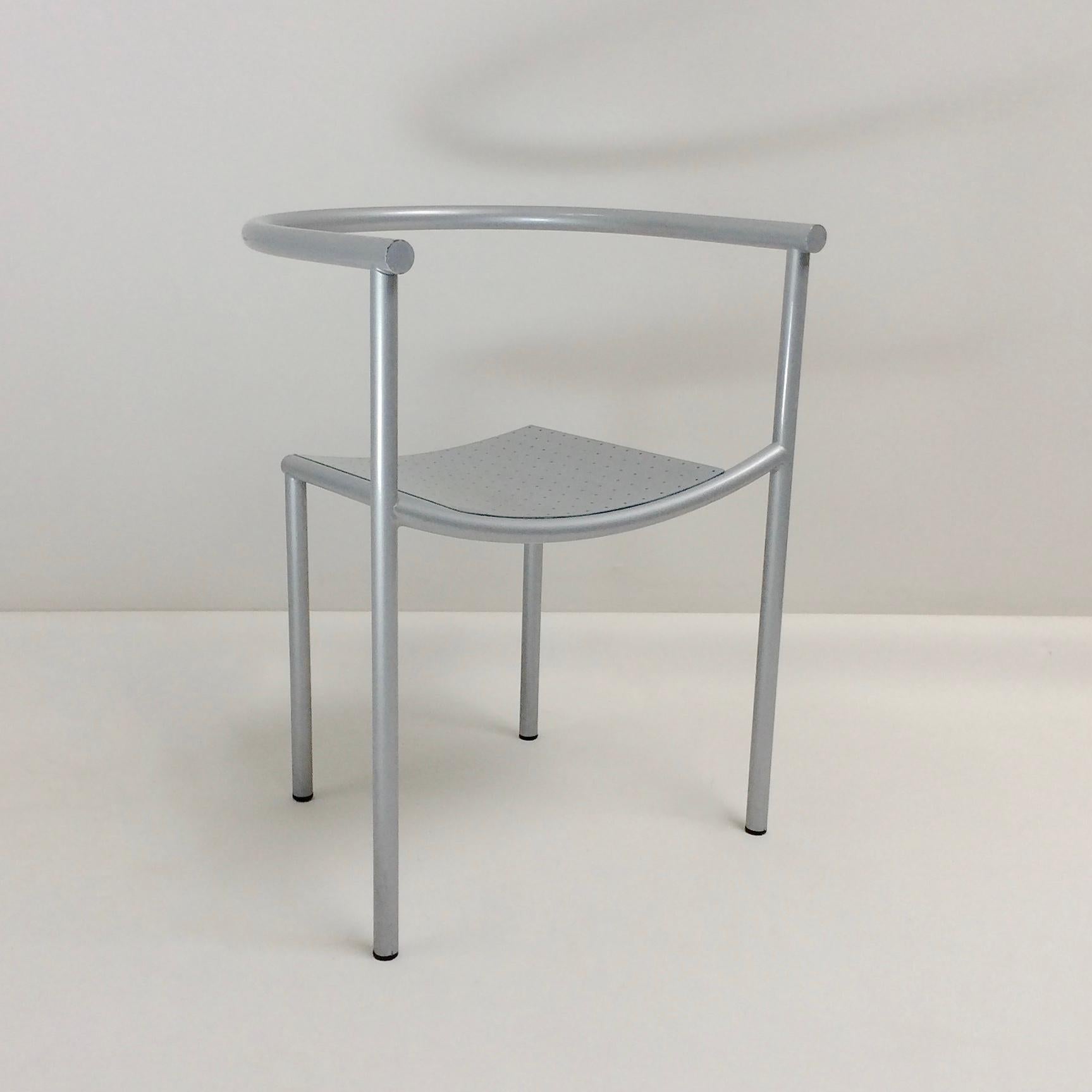 Von Vogelsang chair by Philippe Starck for Driade, circa1985, France.
Model created in 1985 for Cafe Rothschild.
Tubular steel and perforated metal sheet.
Dimensions: 54 cm W, 72 cm H, 51 cm D, seat height: 43 cm.
Bilbliography: Starck by Christine