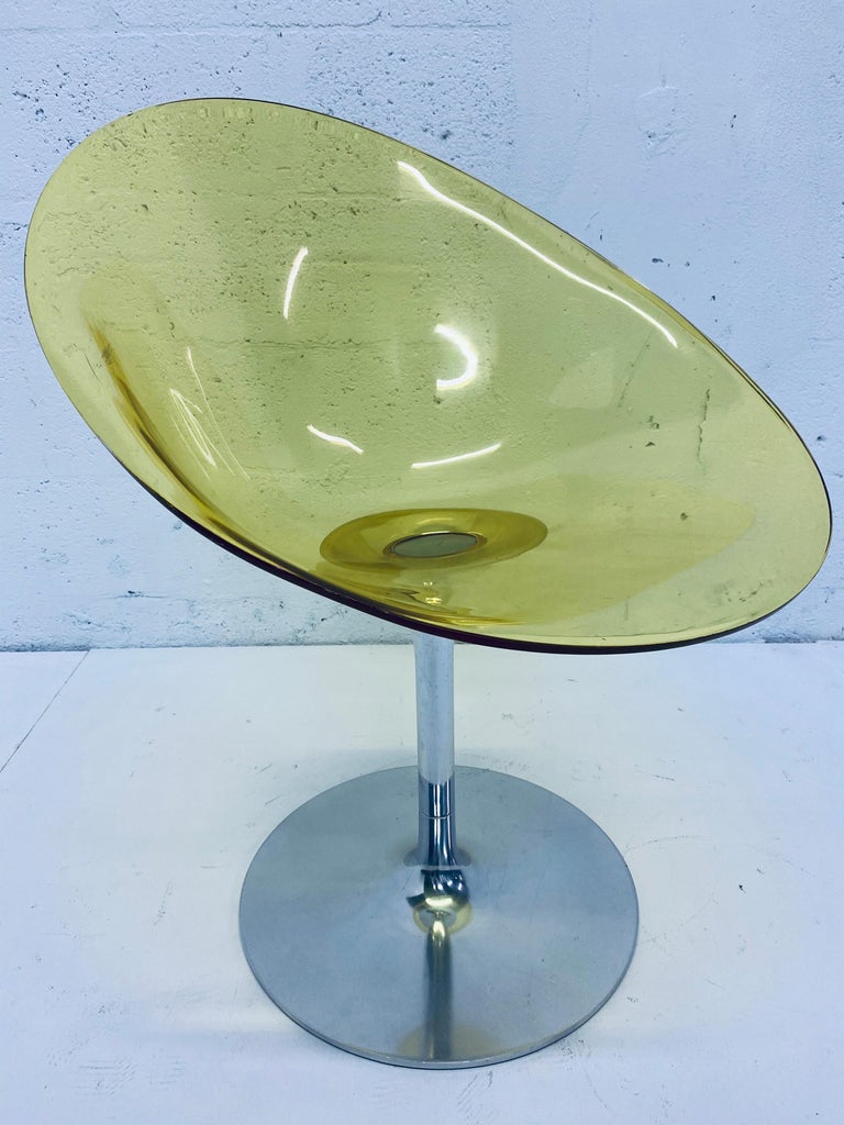 Chaise jaune "Eros" de Philippe Starck pour Kartell sur 1stDibs