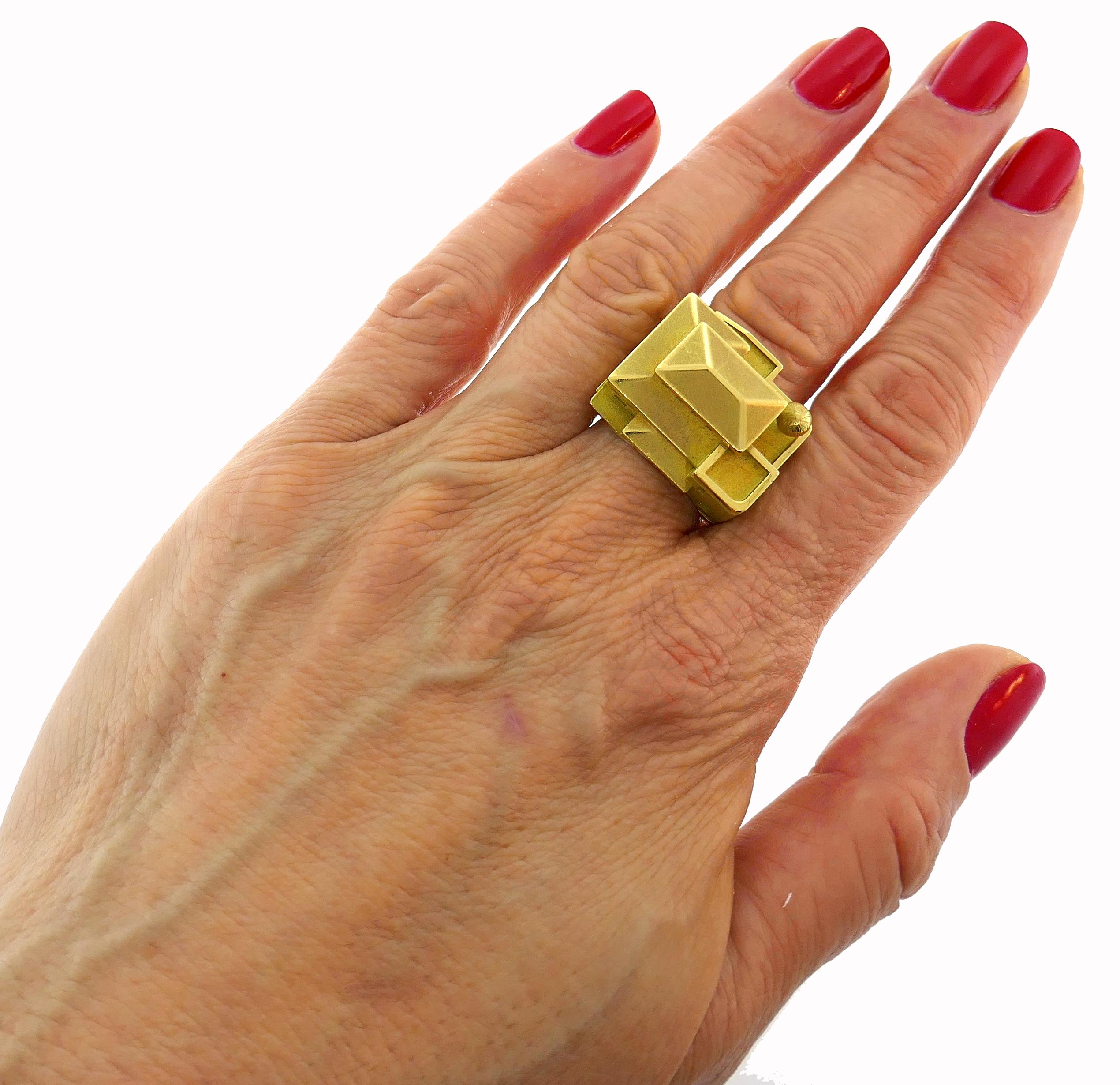 Philippe Tournaire, bague en or jaune 3
