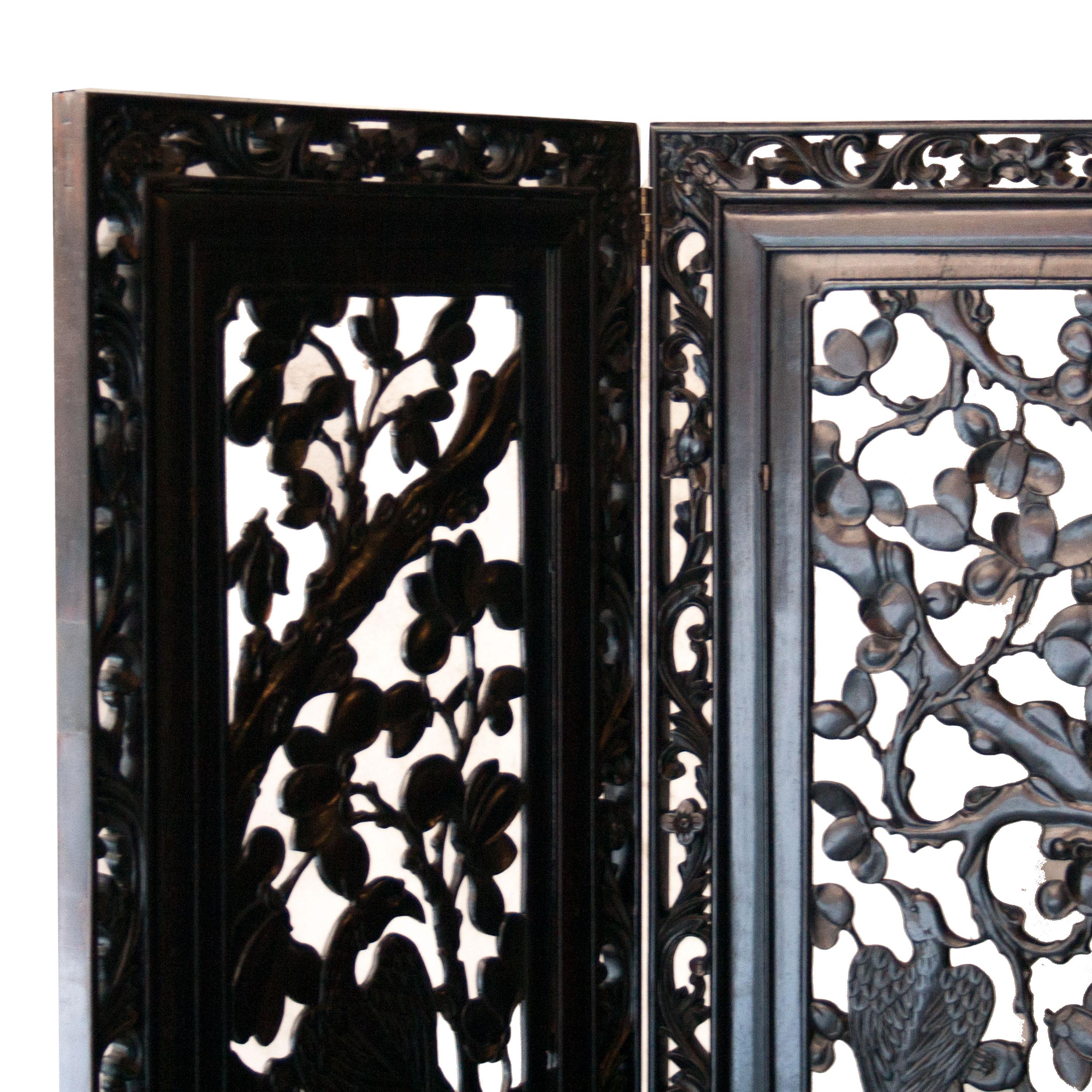 Japonisme Philippine Handcrafted Solid Mahogany Carved Screen, Philippines, 1930 For Sale