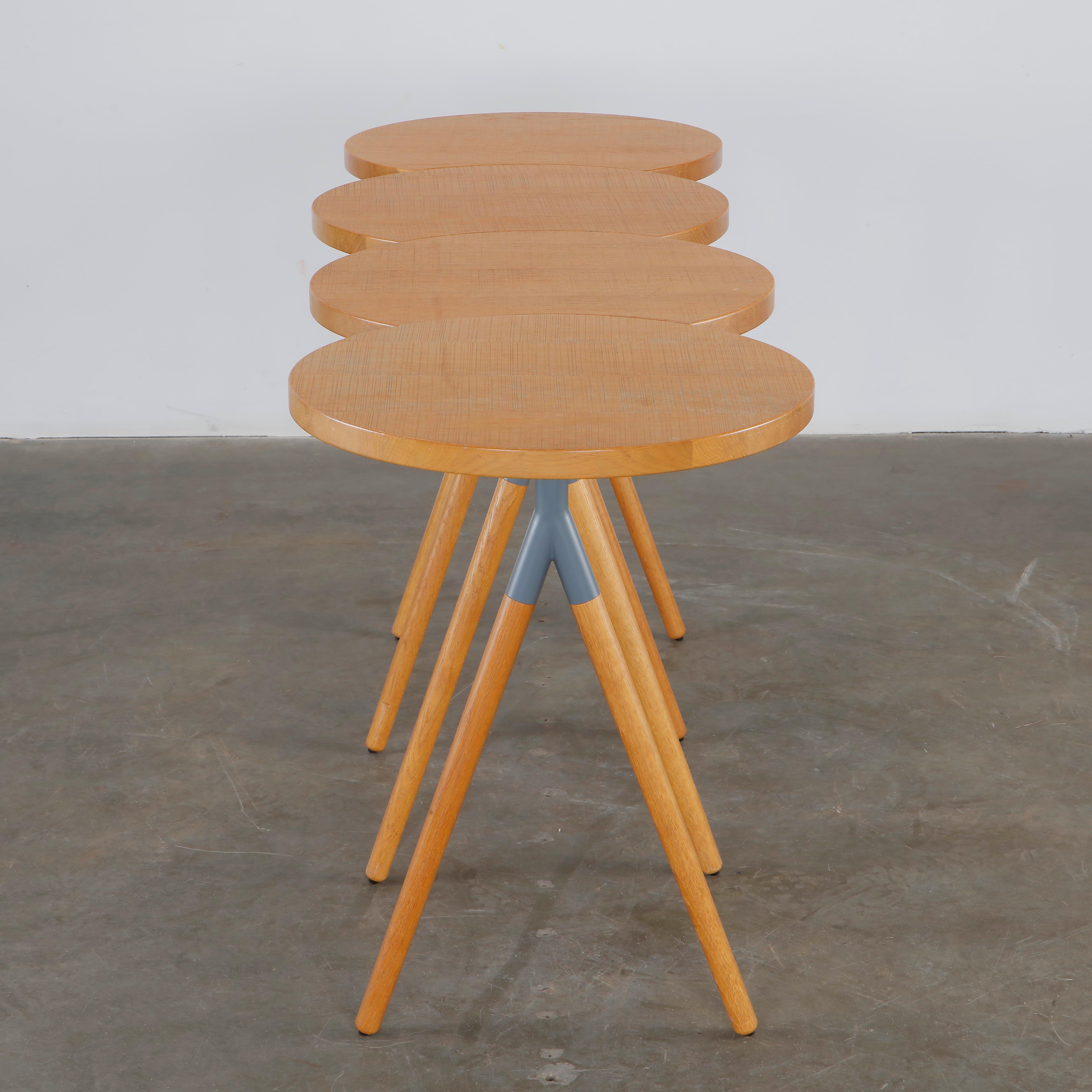 Philippine Lemaire, Itisy Konsole, ineinandergreifende runde Platten, für Ligne Roset im Zustand „Gut“ im Angebot in Gardena, CA