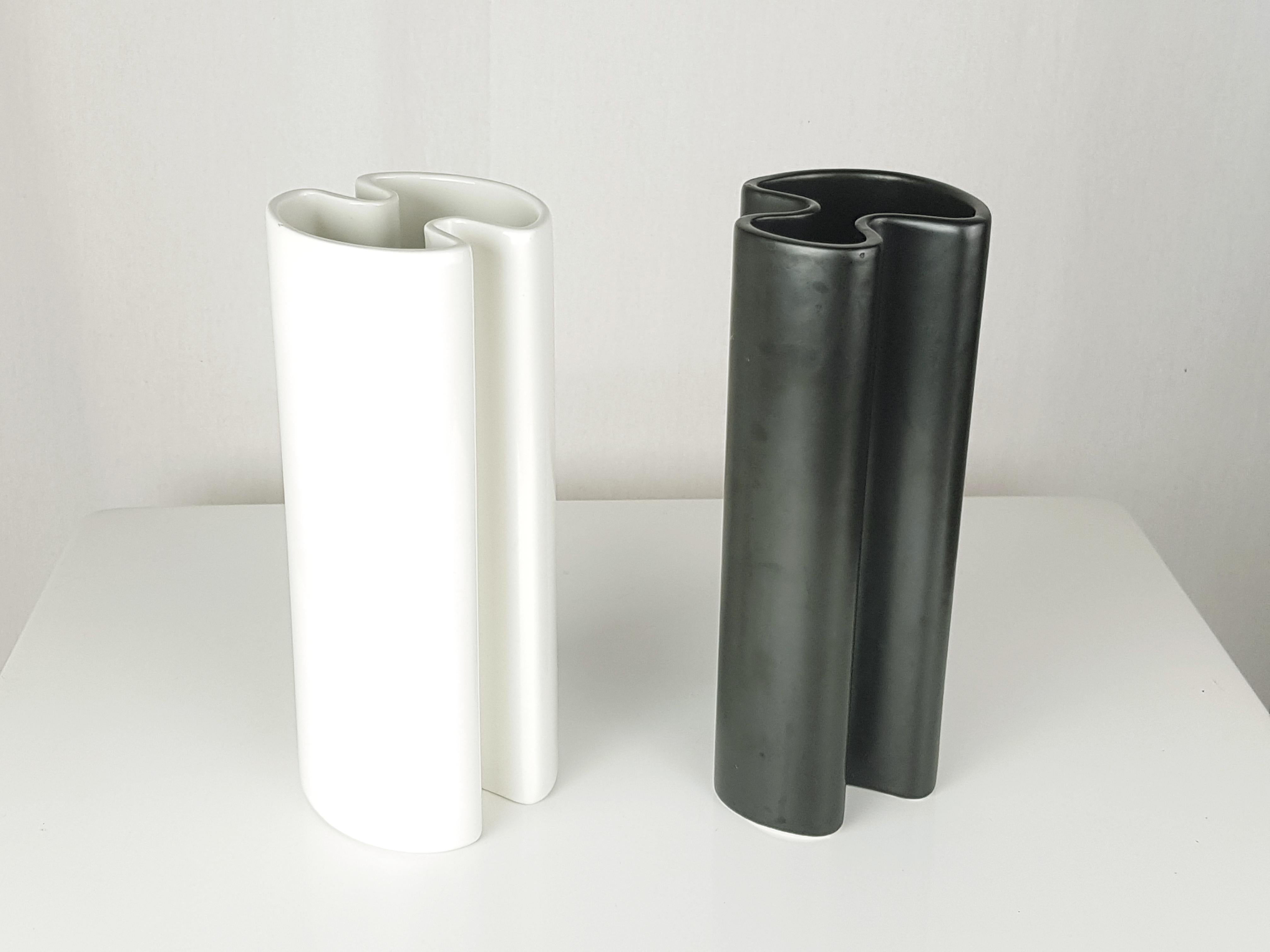 Philippines Black and White Ceramic Vases by Angelo Mangiarotti for Danese, 1964 For Sale 1