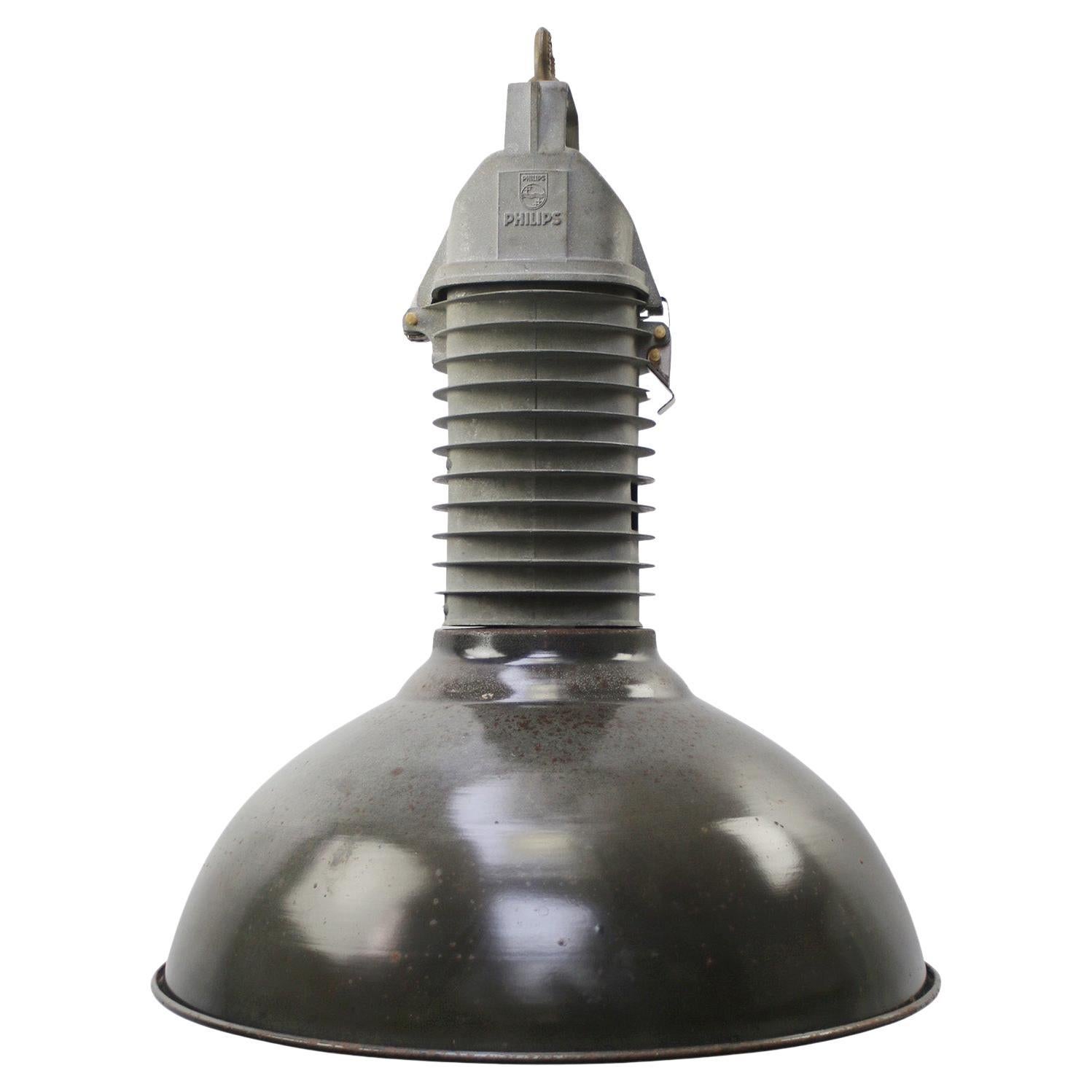 Philips 1960s Industrial Pendant Light, Black Enamel Shade, Dutch Design en venta