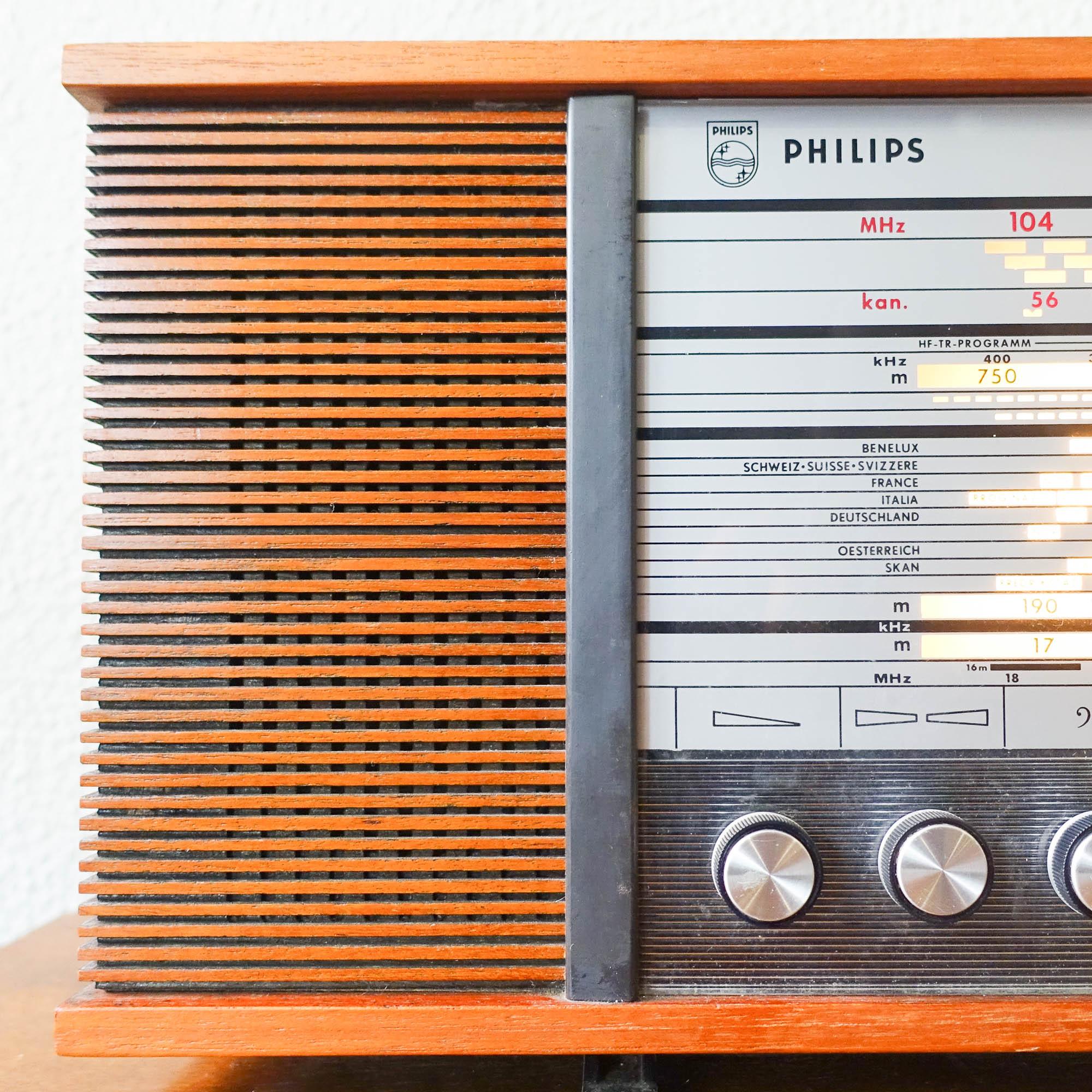 Mid-Century Modern Philips - 22RB662/02 - Stereo - FM - Transistor radio, 1966