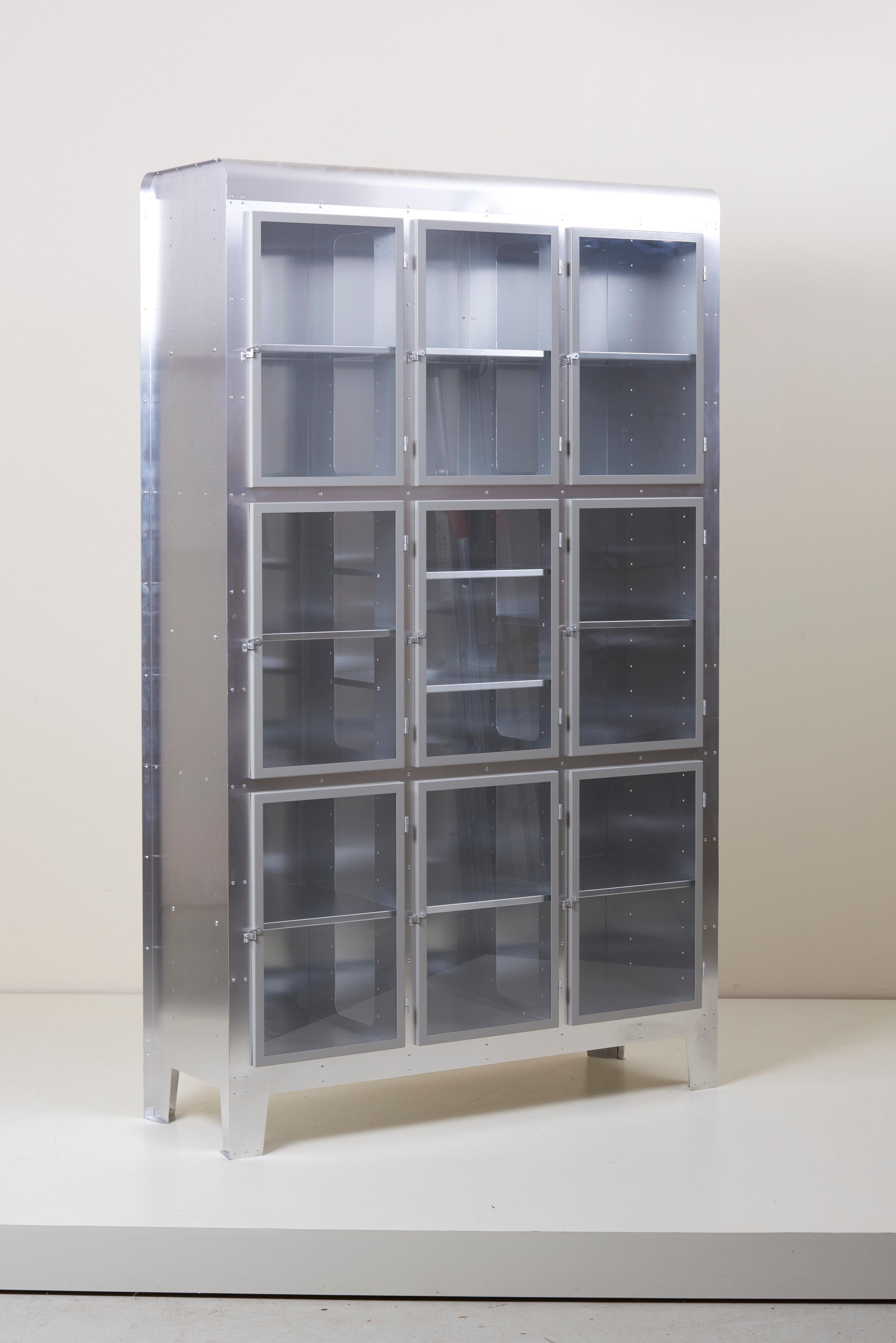 Armario Philips de 3 columnas de Piet Hein Eek Moderno