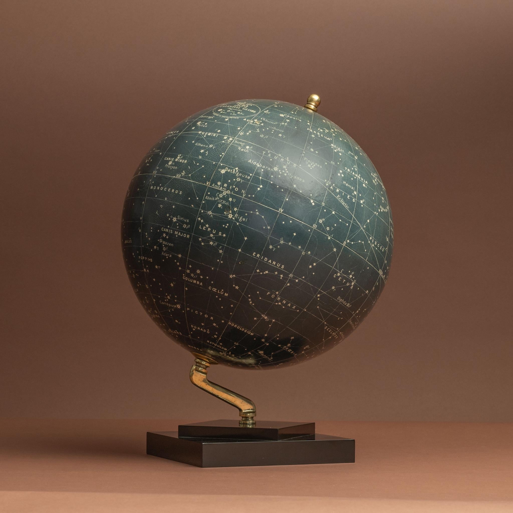 Britannique Globe céleste de Philips, vers 1935 en vente