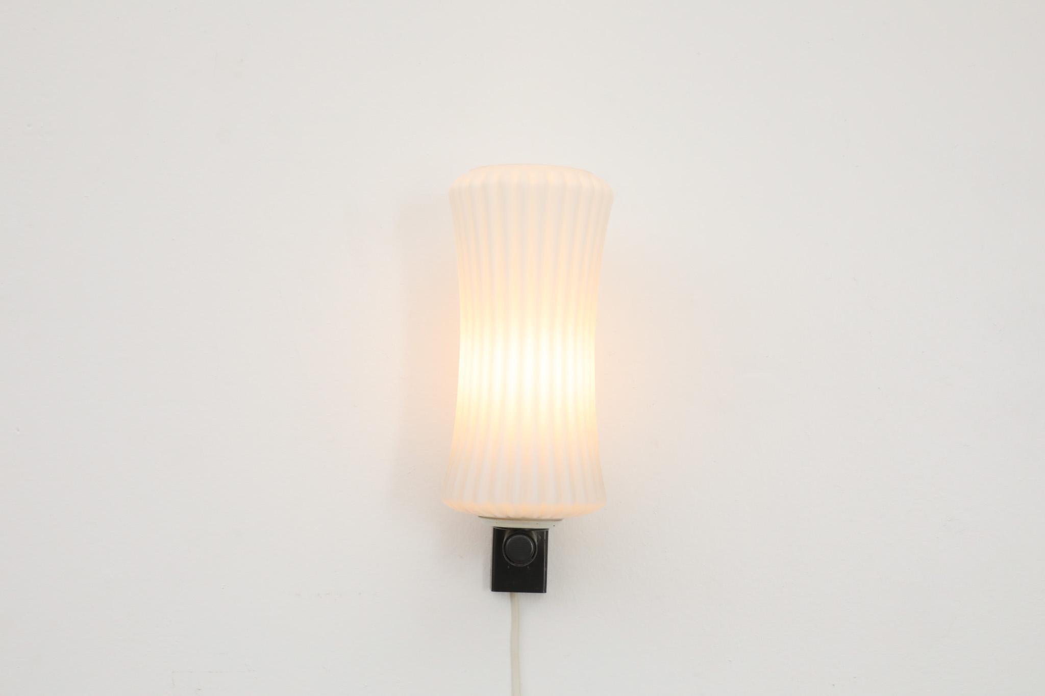 Mid-Century Modern Philips Ribbed Milk glass wall lamp For Sale