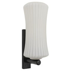 Philips Ribbed Milk glass wall lamp