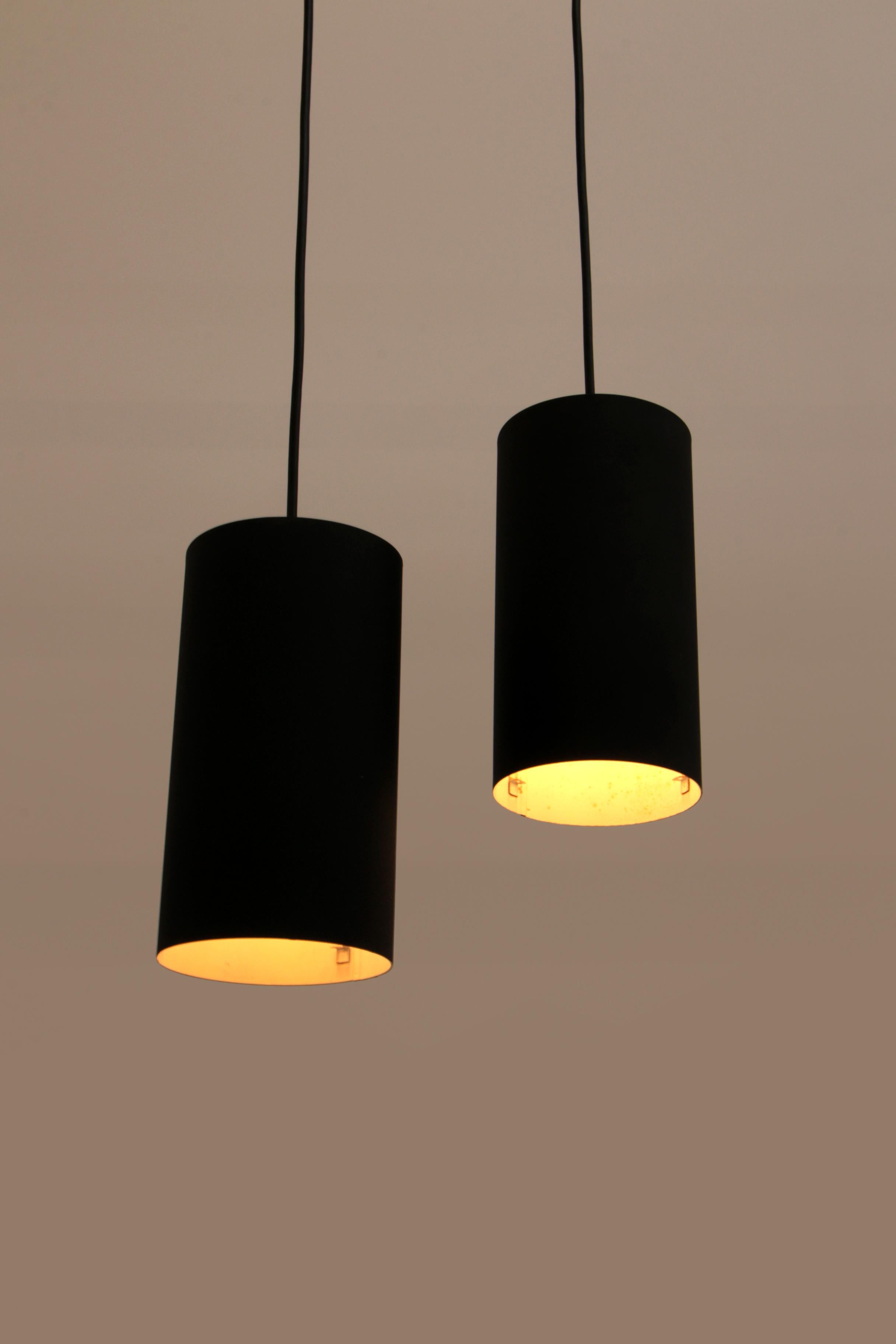 Philips Set of 2 Hanging Lamps Model Nt 48 Design by Argenta, 1960 In Good Condition For Sale In Oostrum-Venray, NL