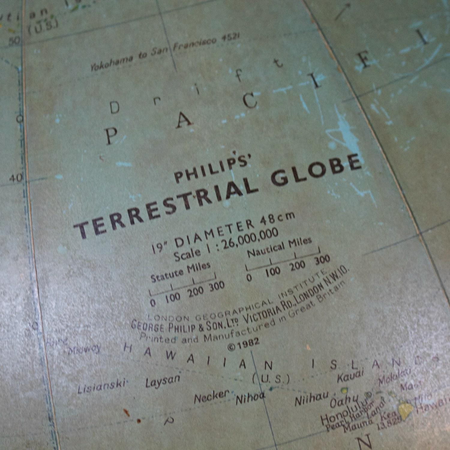 Late 20th Century Philip's Terrestrial Globe Mahogany and Walnut Stand, circa 1982