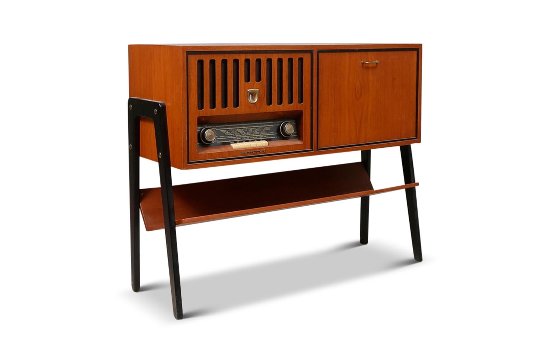 Philips Type FS 665 a Record Console in Teak For Sale 1
