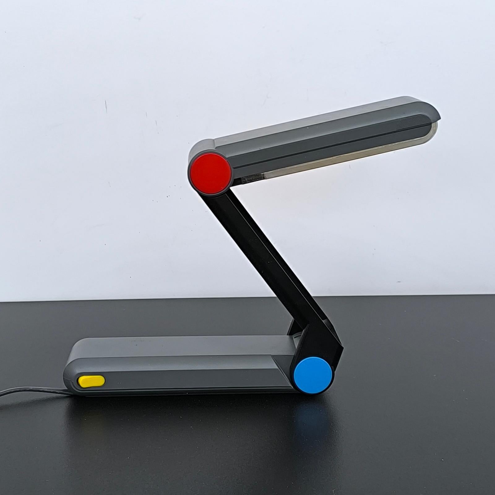 Philips Z-Lamp FGG 200 Schreibtischlampe Postmodernes Design (Niederländisch) im Angebot