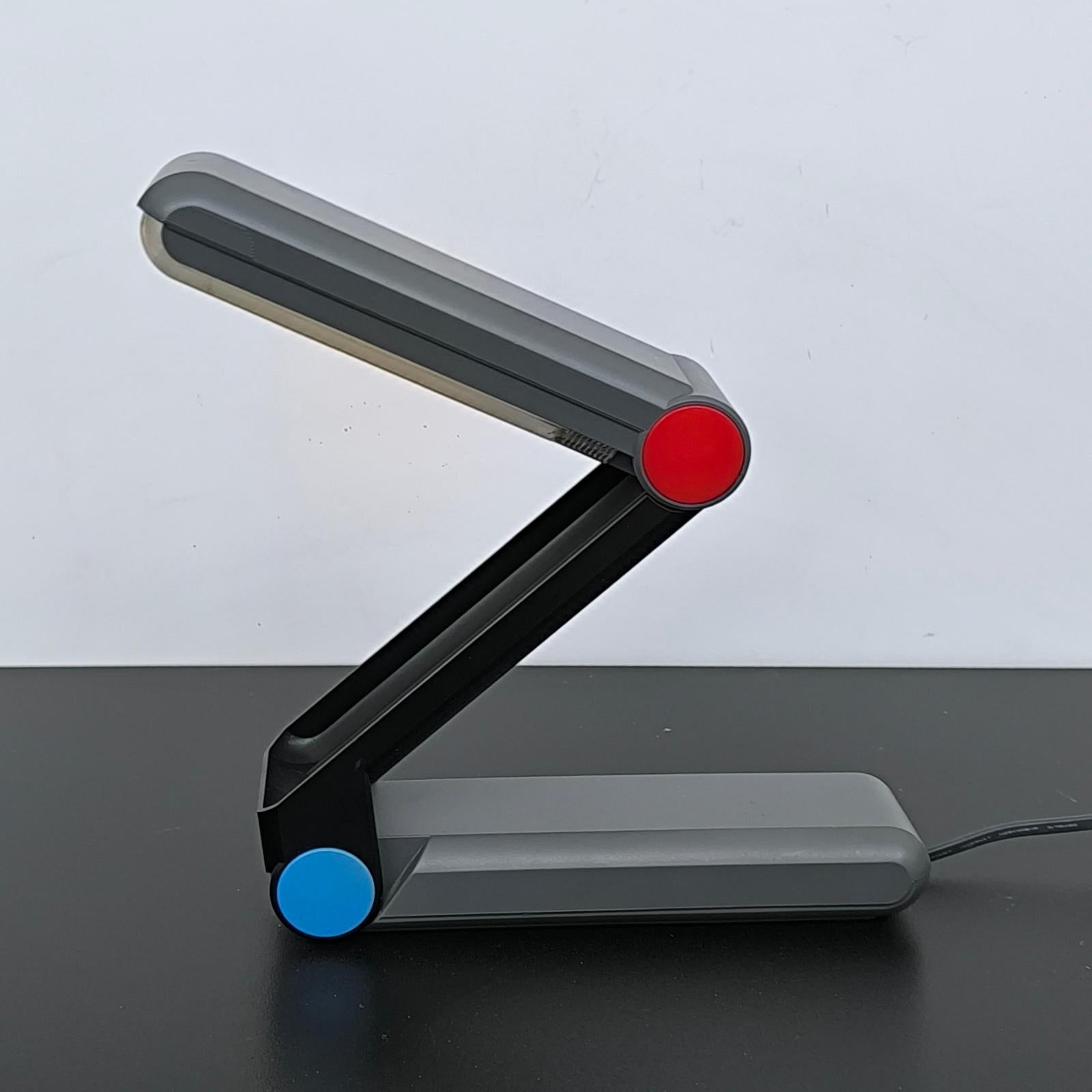 Philips Z-Lamp FGG 200 Schreibtischlampe Postmodernes Design (Ende des 20. Jahrhunderts) im Angebot
