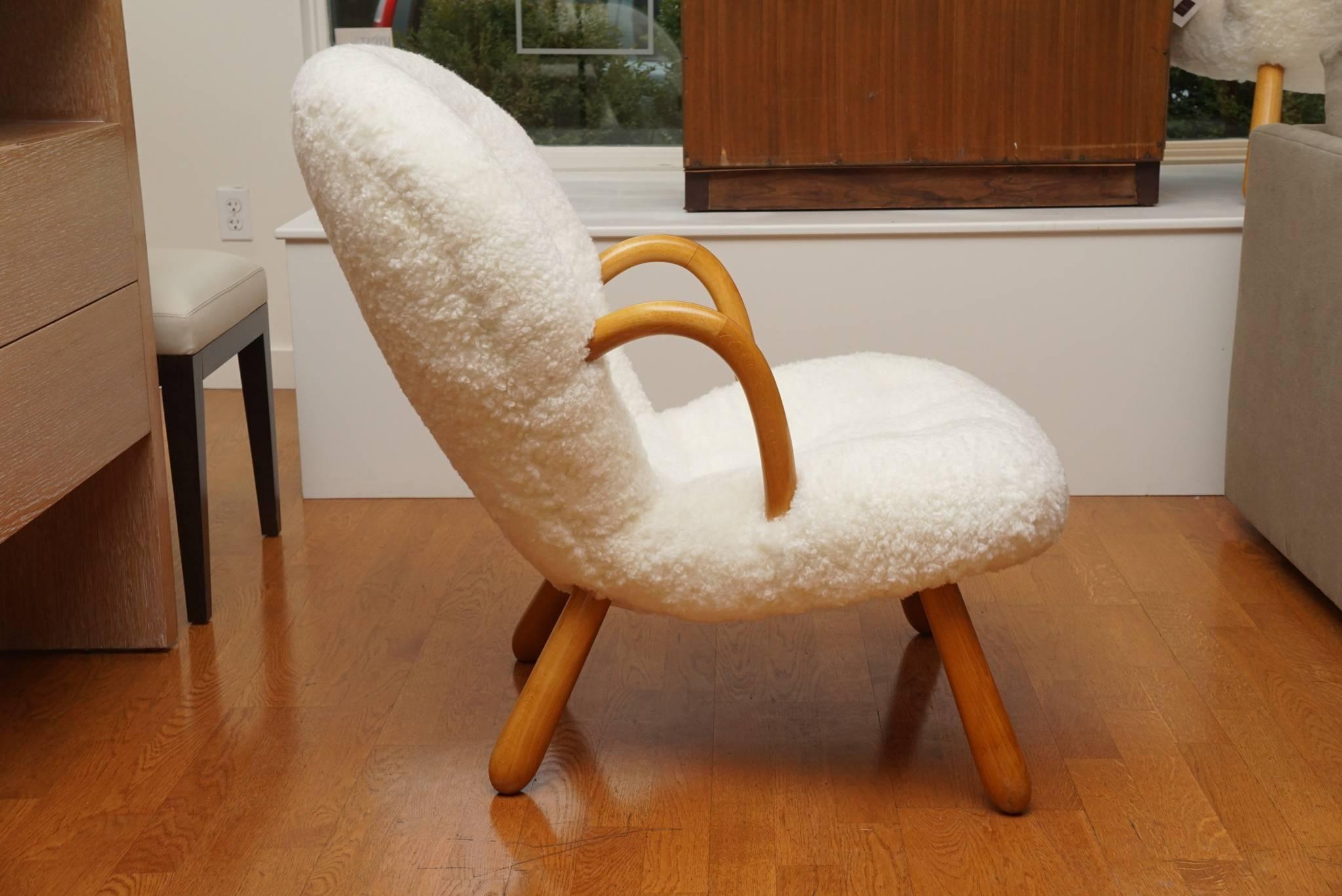 Phillip Arctander, Clam Chairs In Excellent Condition In Hudson, NY