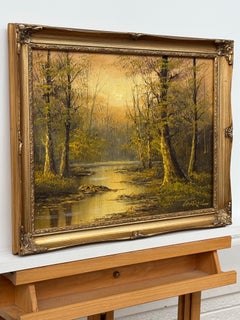 Scena di lago nella foresta 'Golden Tranquility' di un artista americano del XX secolo del dopoguerra