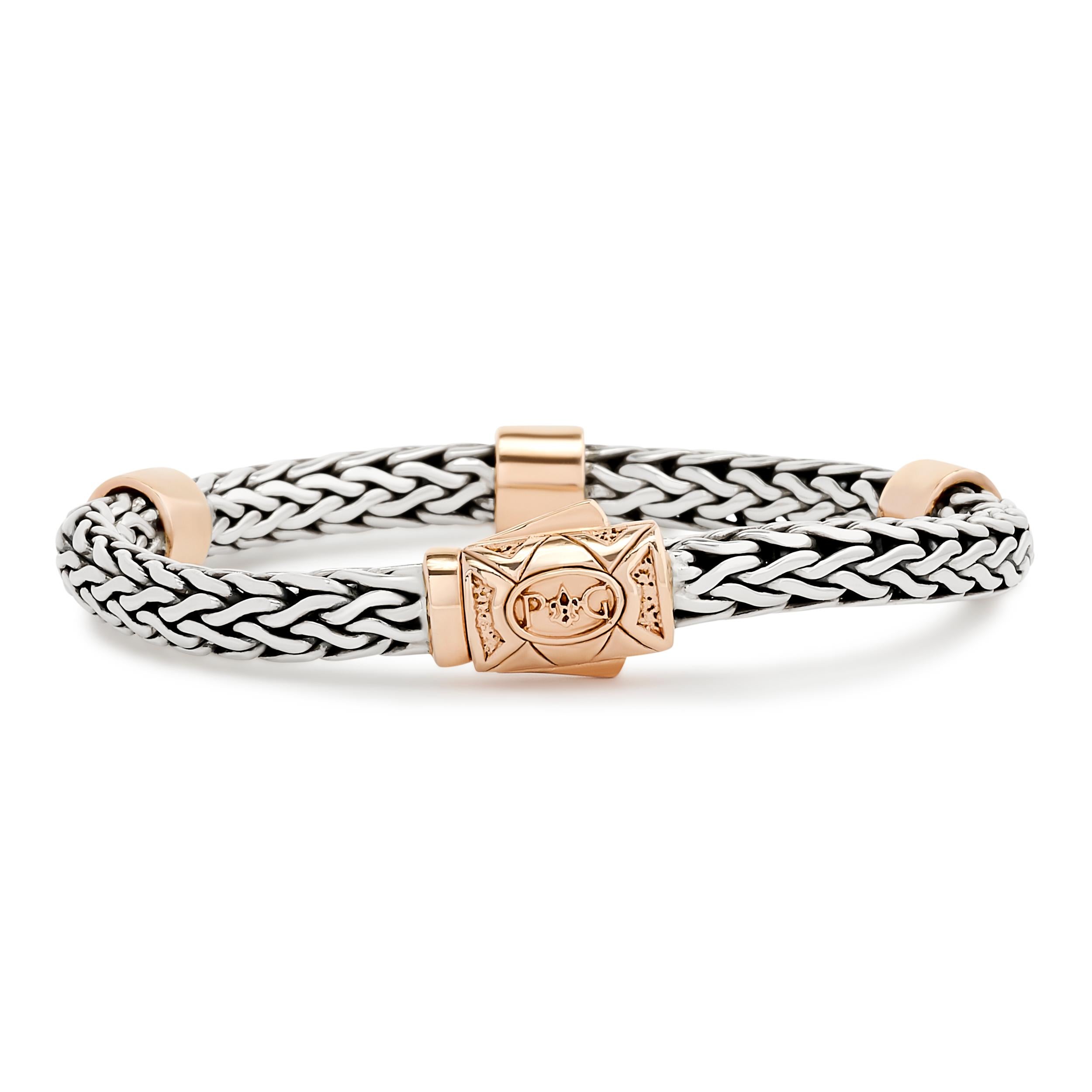 Questo bracciale Phillip Gavriel presenta una delicata catena di grano rosa in argento sterling, punteggiata da scintillanti stazioni di zirconi per un tocco di sottile glamour.

Firmato 