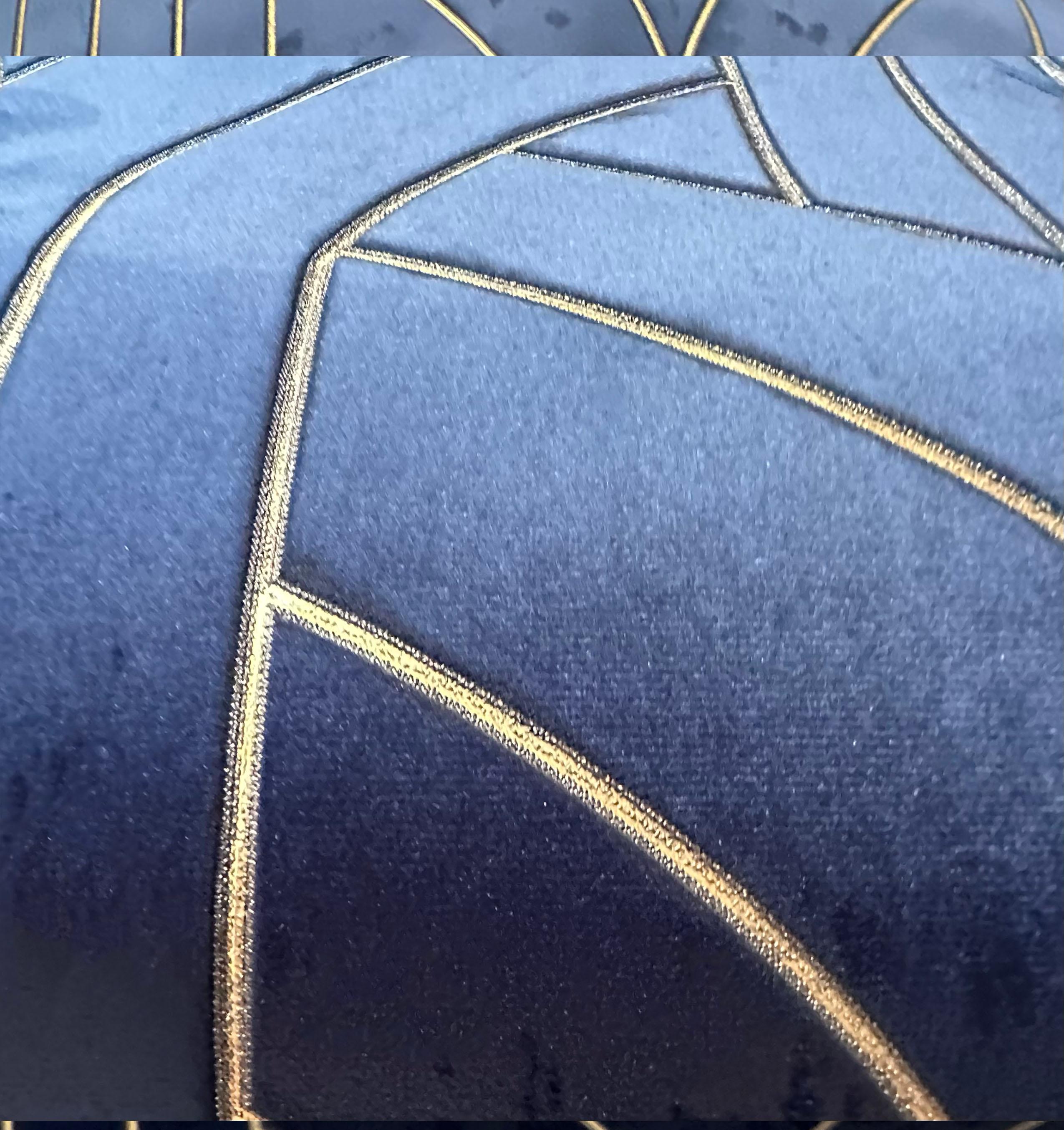 Phillip Jeffries Cocoon-Tapete aus marineblauem und goldenem Samt, Laserschnitt-Samt im Zustand „Gut“ im Angebot in Brooklyn, NY