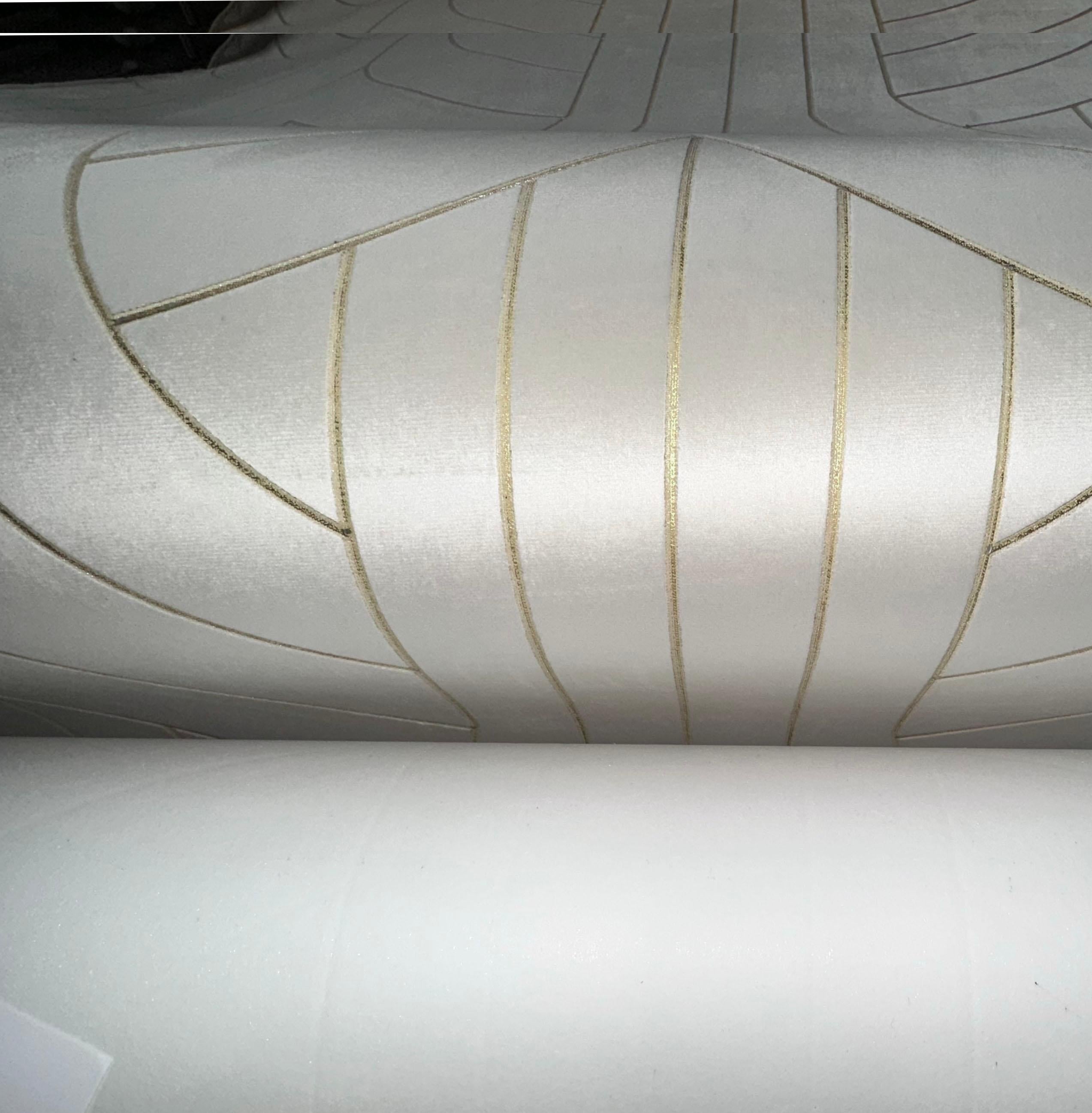Phillip Jeffries White Velvet Cocoon Wallpaper, Lasercut Gilt Velvet Textile In Good Condition For Sale In Brooklyn, NY