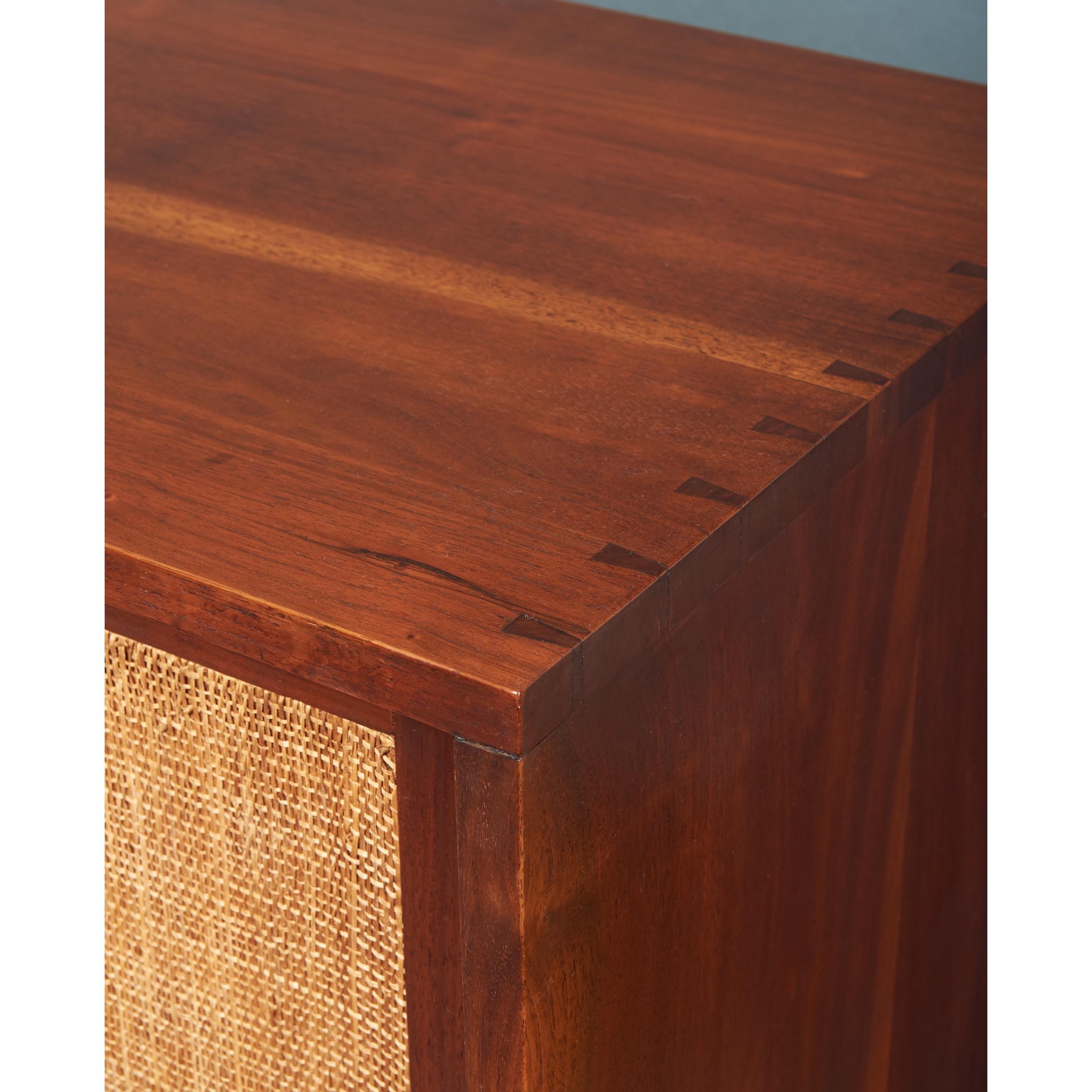 Phillip Lloyd Powell Imposing American Craft Cabinet in Walnut and Grass c. 1960 For Sale 4