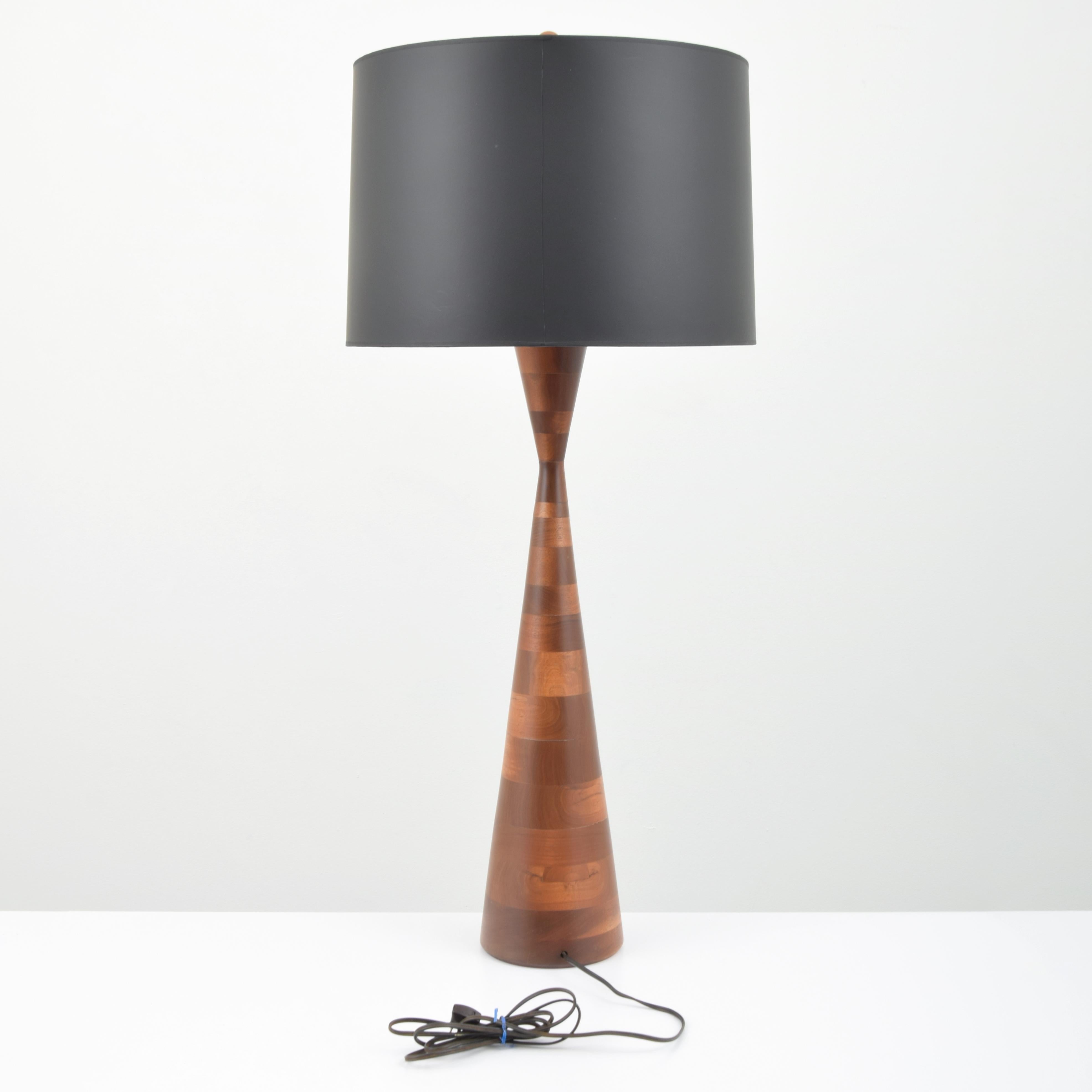 American Phillip Lloyd Powell Lamp, 41