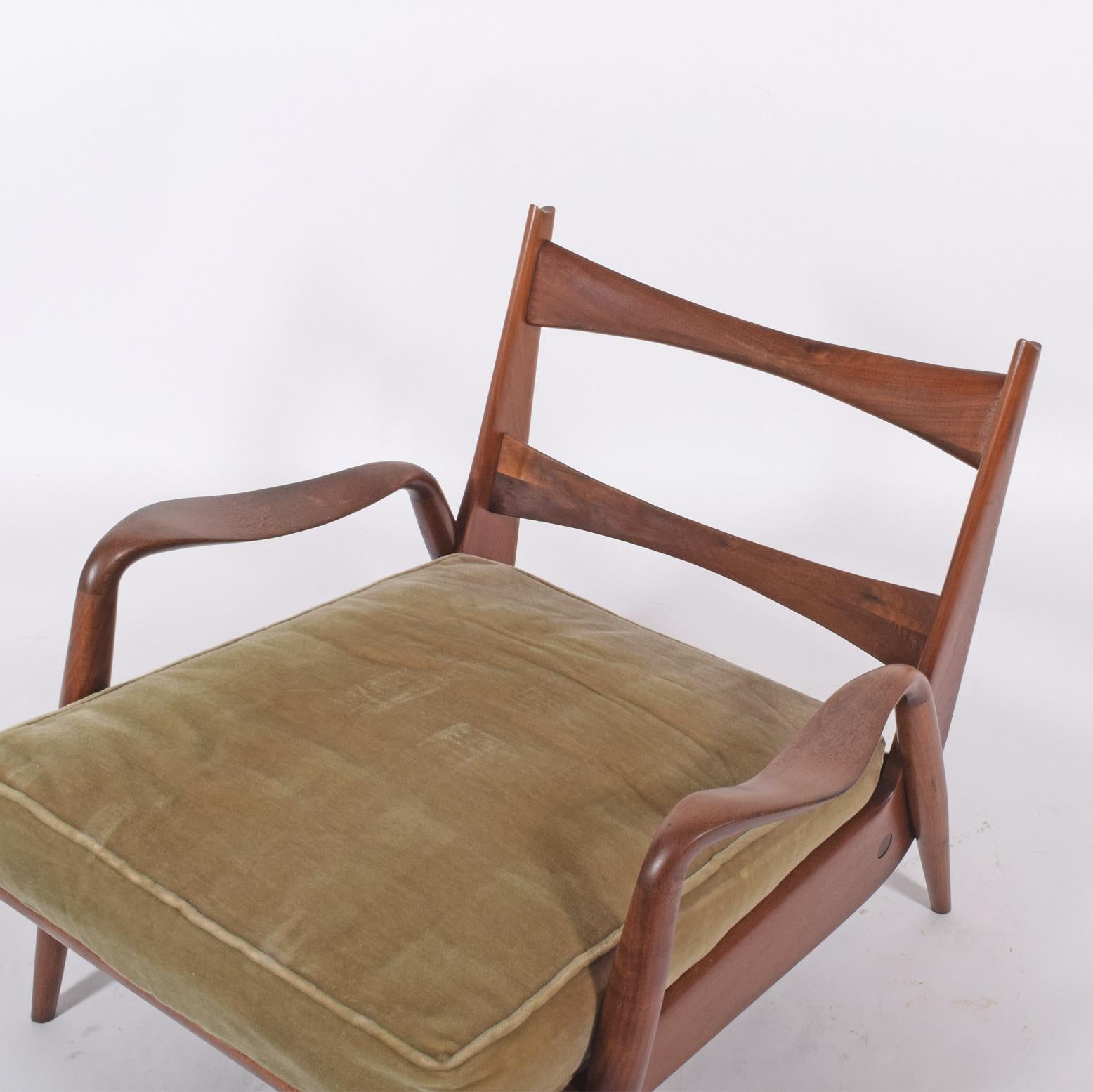 Phillip Lloyd Powell 'New Hope' Lounge Chair In Good Condition In Hudson, NY