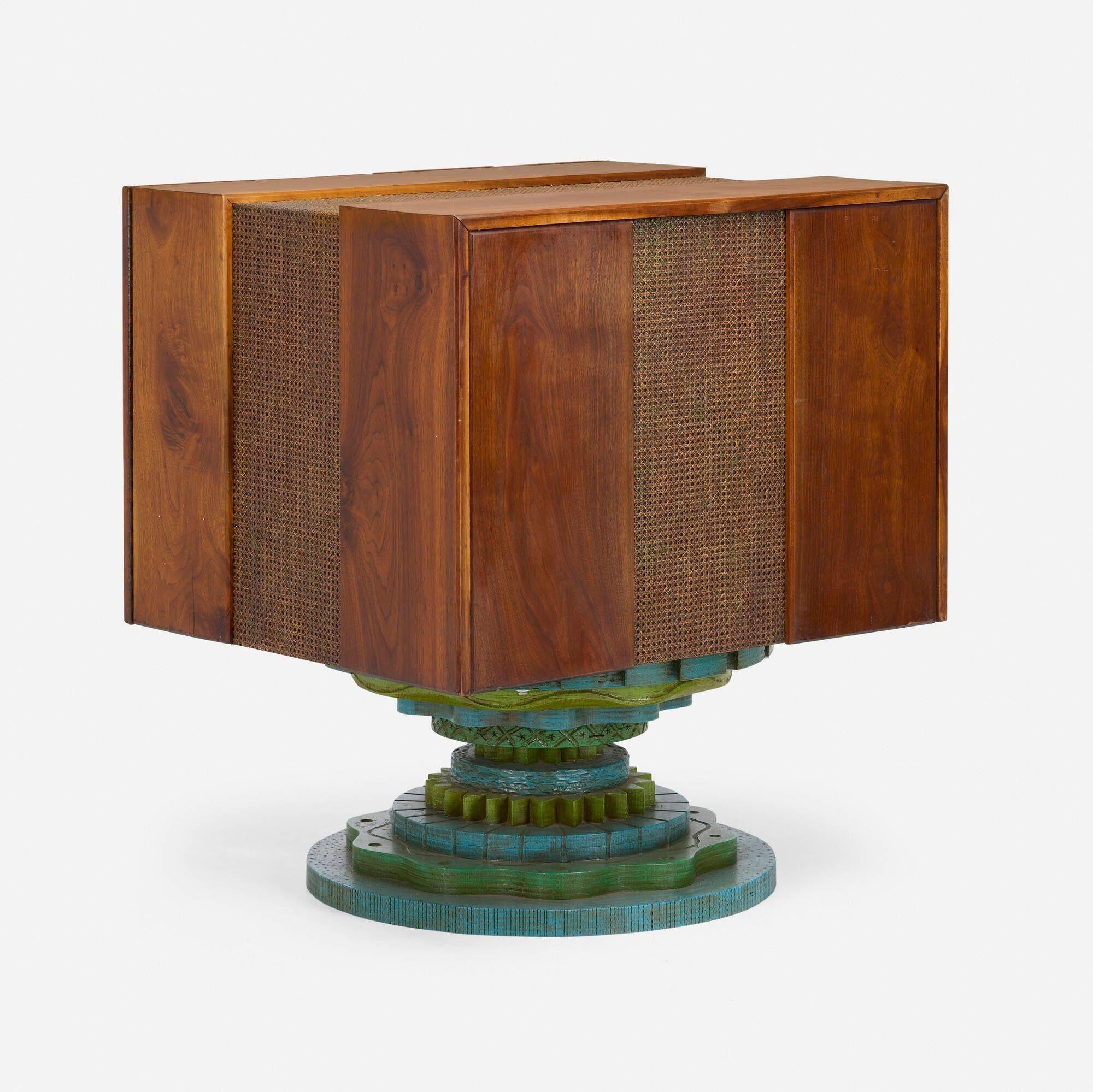 American Phillip Lloyd Powell Rotating Walnut Case / Bar, 1965 For Sale