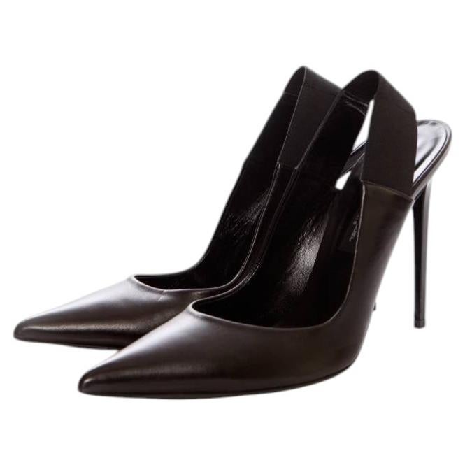 Modelo Phillip, zapatos de salón de piel negra en venta