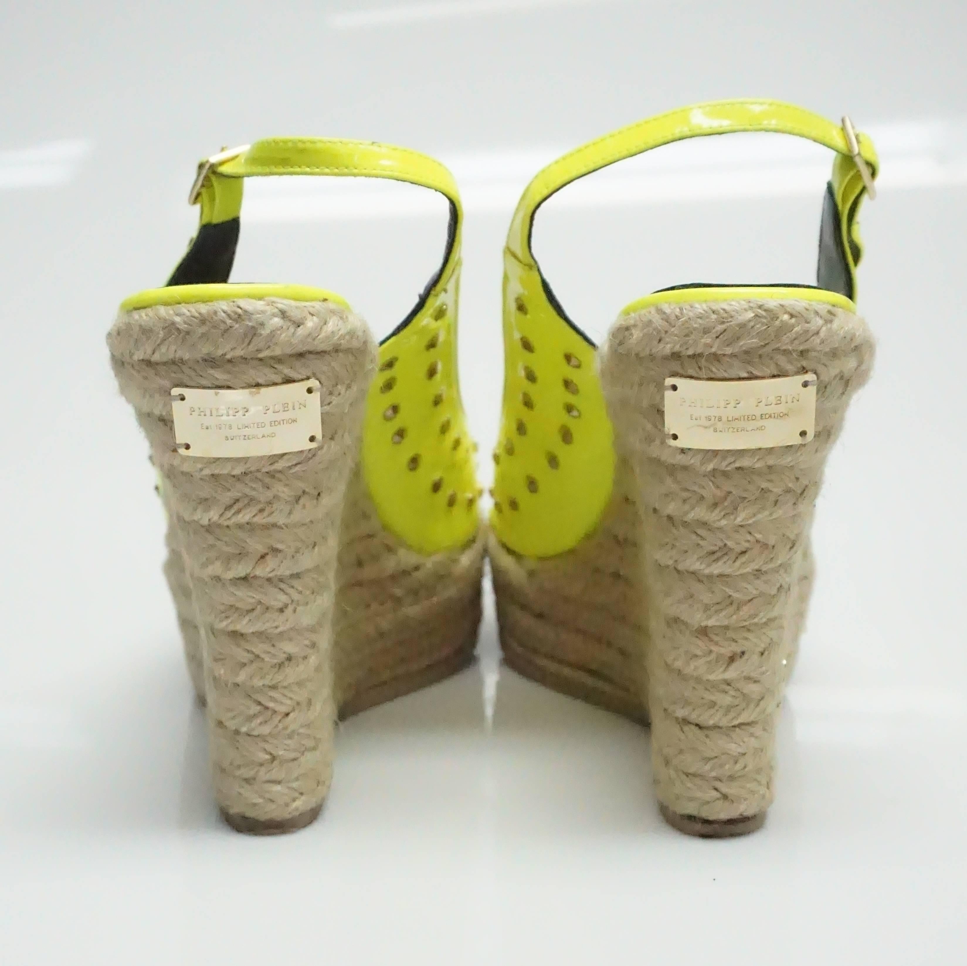 Phillip Plein Lime Patent Raffia Slingback Wedge   In Excellent Condition In West Palm Beach, FL