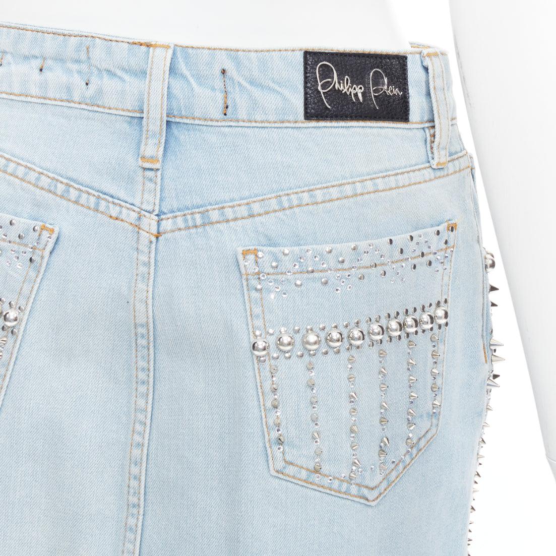Jupe PHILLIP PLEIN neuve en coton bleu avec clous et fermeture éclair sur le devant 25 po. en vente 2