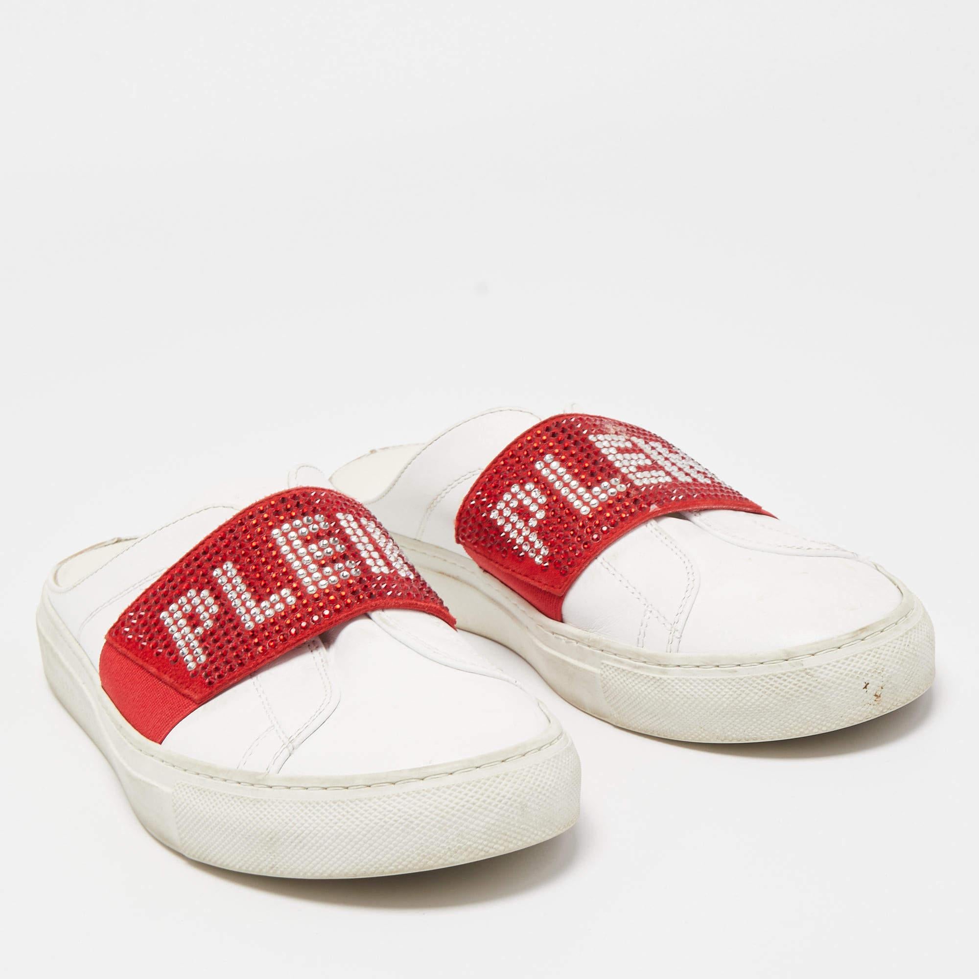 Phillip Plein White/Red Leather Crystal Embellished Logo Sneaker Mules Size 38 In Good Condition For Sale In Dubai, Al Qouz 2