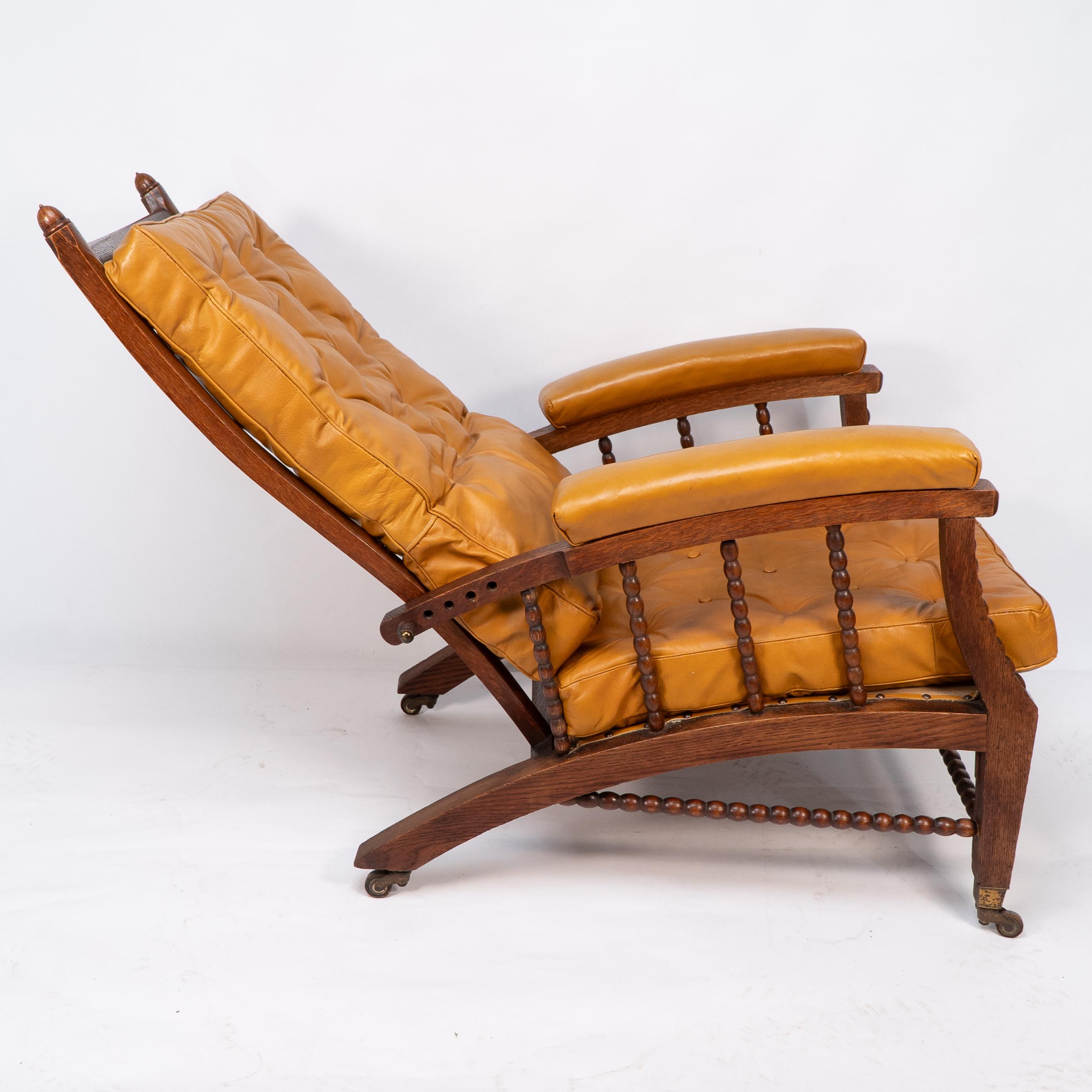 Phillip Webb for Morris & Co. English Aesthetic Movement oak reclining armchair In Good Condition For Sale In London, GB