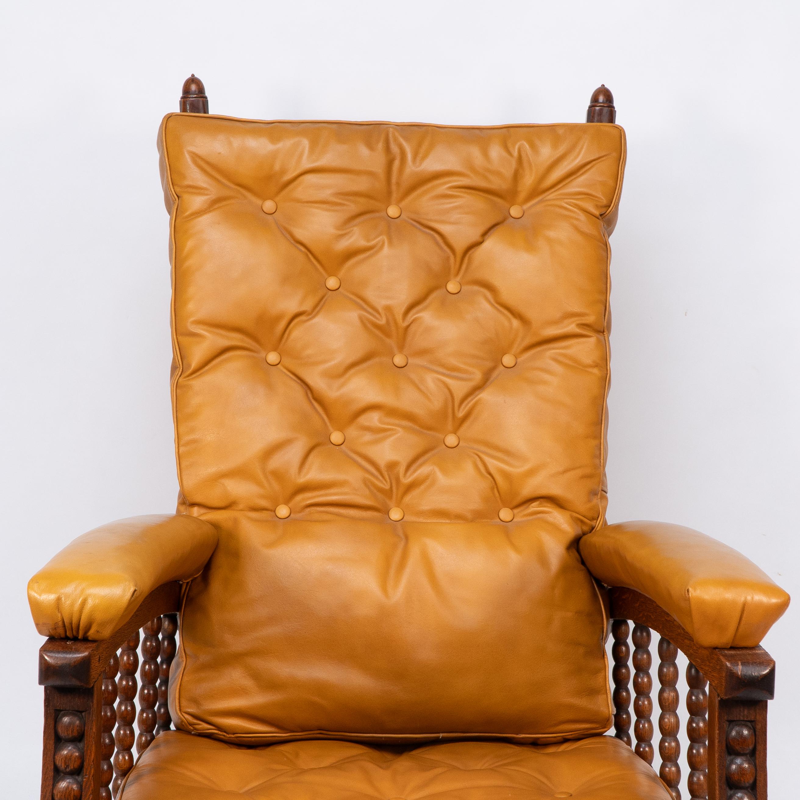 Late 19th Century Phillip Webb for Morris & Co. English Aesthetic Movement oak reclining armchair For Sale