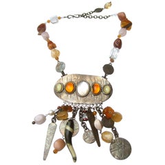 Phillipe Ferrandis París Collar con colgante de piedra de cristal c 1980s