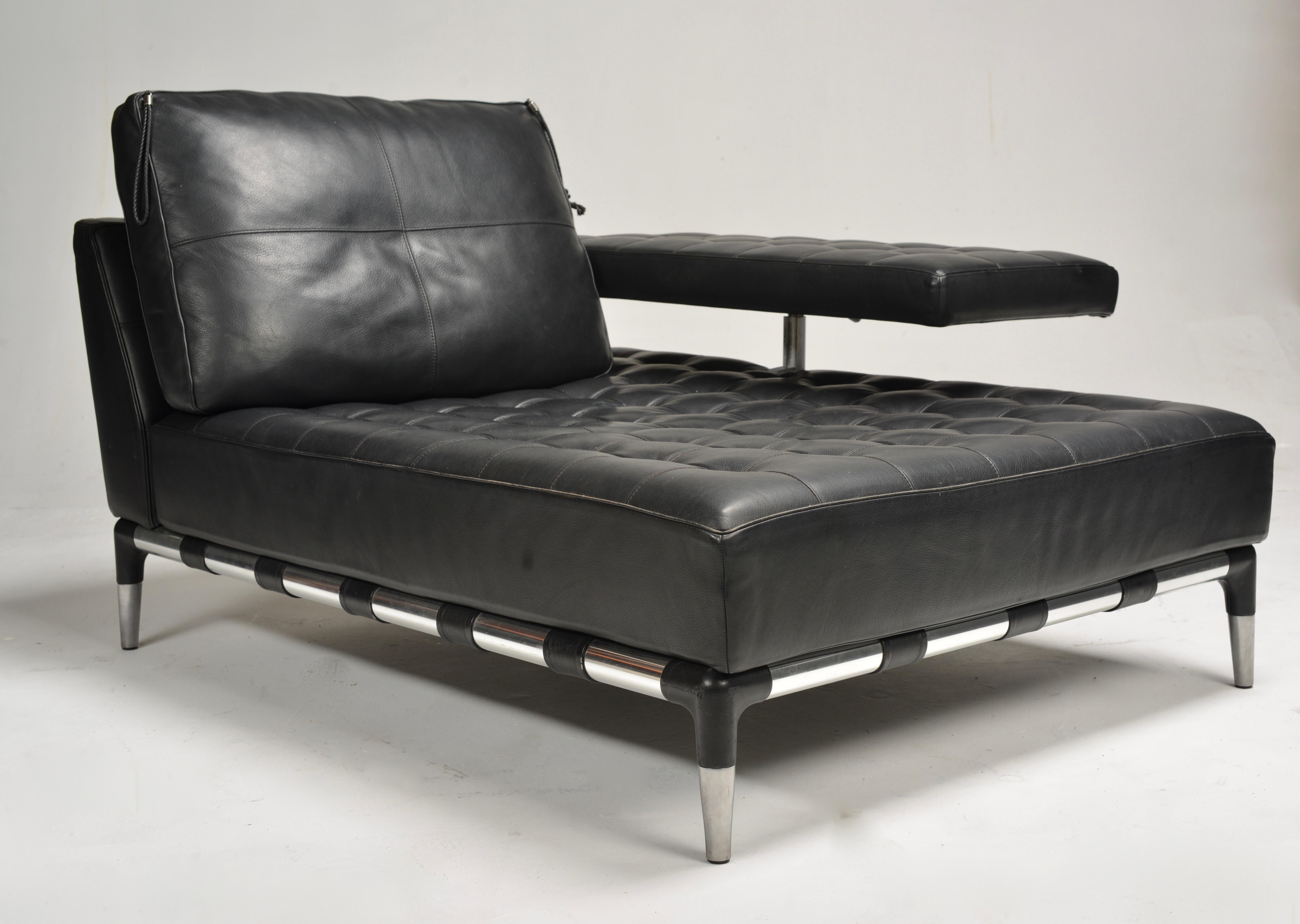 Phillippe Starck Prive Chaise Longue de acero y cuero Italiano en venta