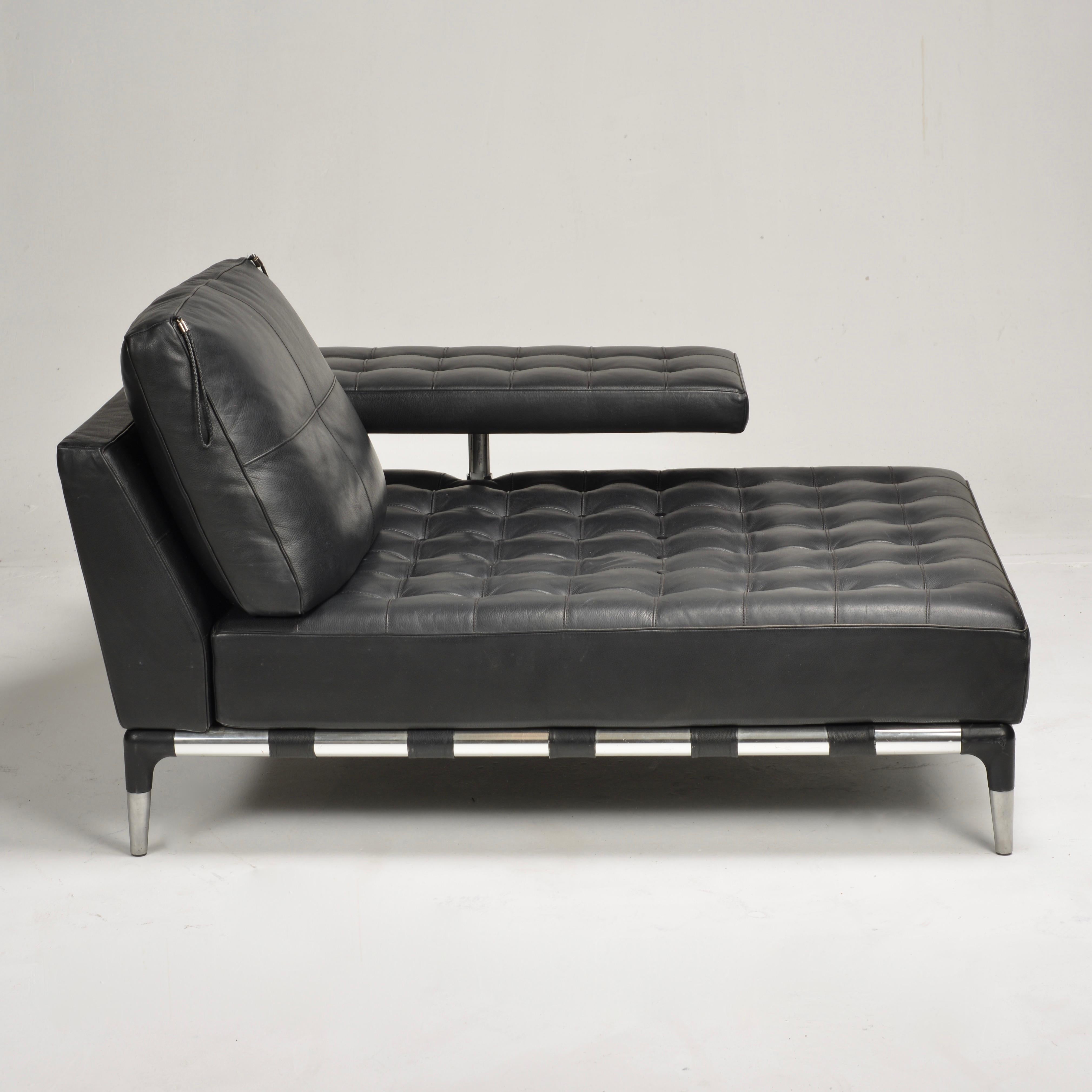 Phillippe Starck Prive Chaise Longue de acero y cuero en Excelente estado para la venta en Los Angeles, CA