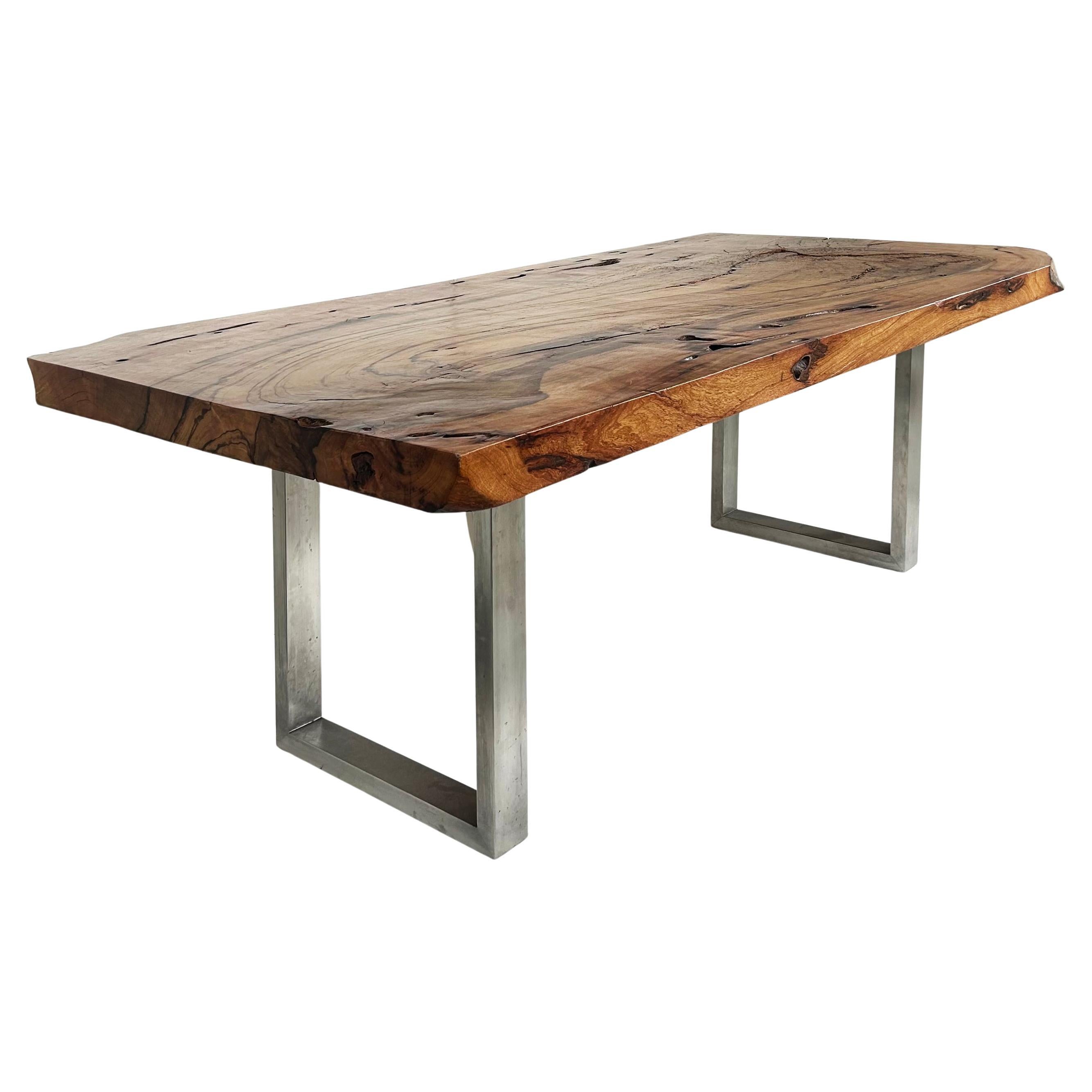Collection Phillipsal Table de salle à manger Organic Modern Origins, Live Edge Solid Wood