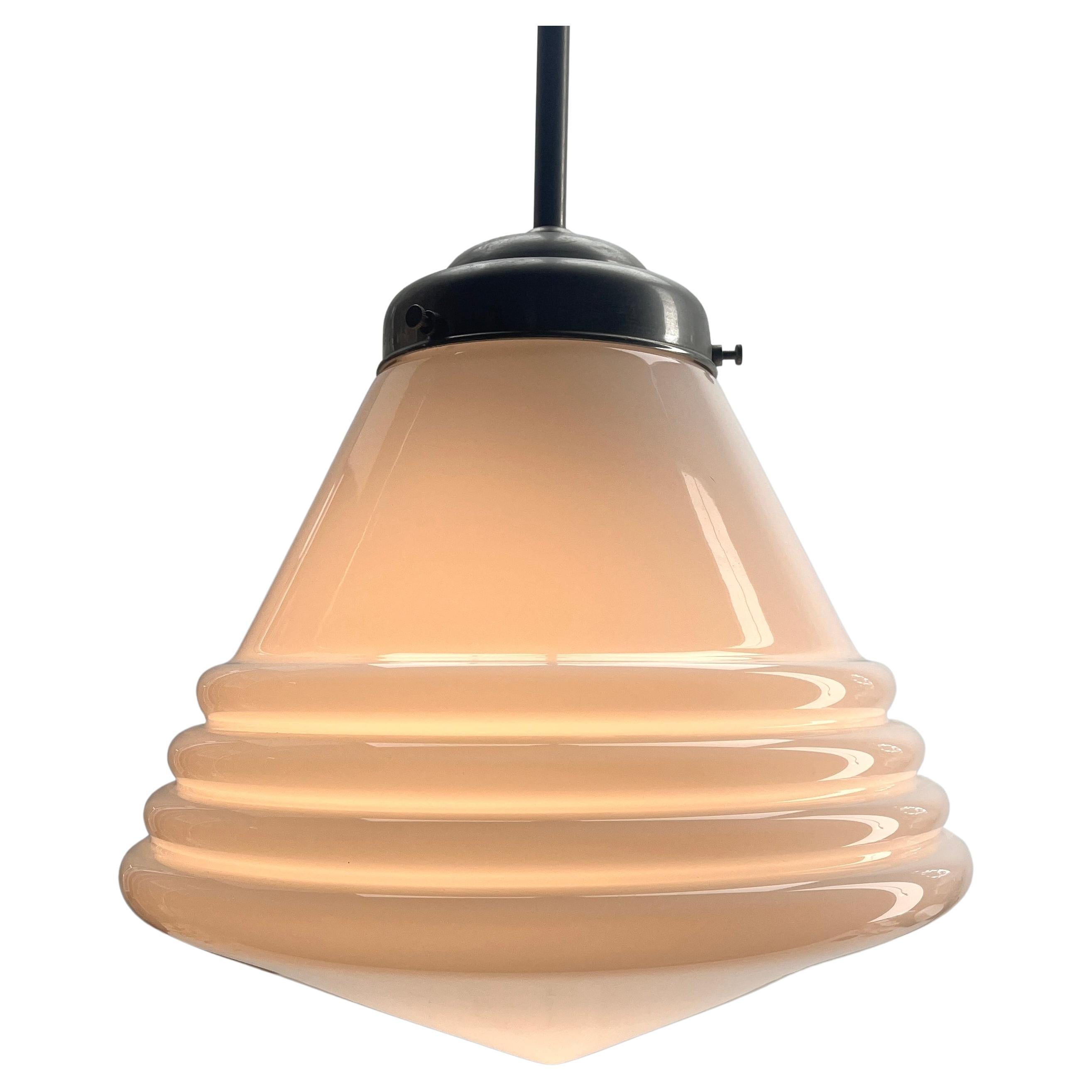 Olandese Lampada a sospensione Phillips con paralume opalino e finiture cromate, anni '30 in vendita