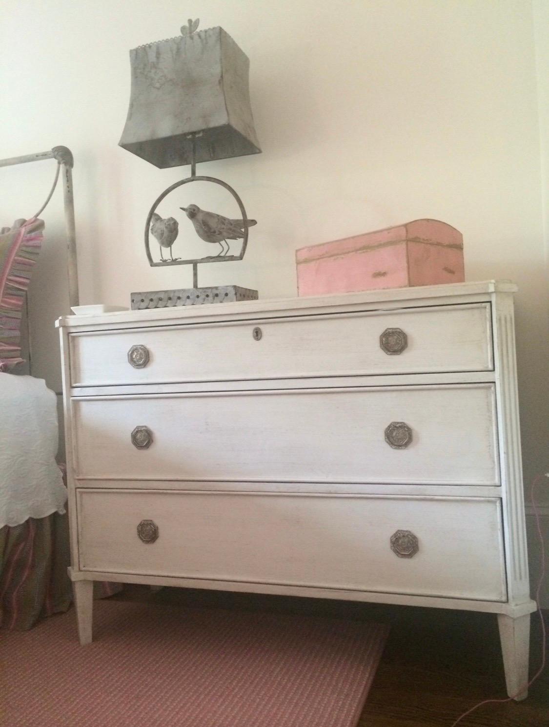 Chinese Phillips Scott Sophia Chest Painted Shell White Commode NEW For Sale