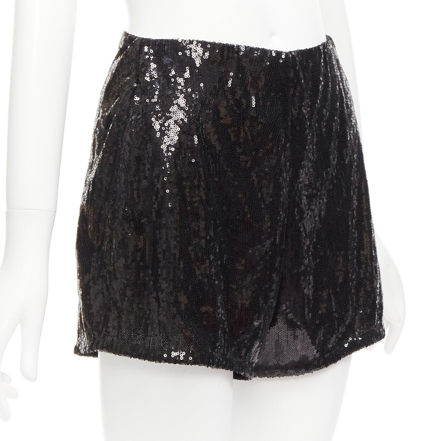 PHILOSOPHY black sequins high waist wide leg relaxed shorts IT38 XS In Excellent Condition For Sale In Hong Kong, NT