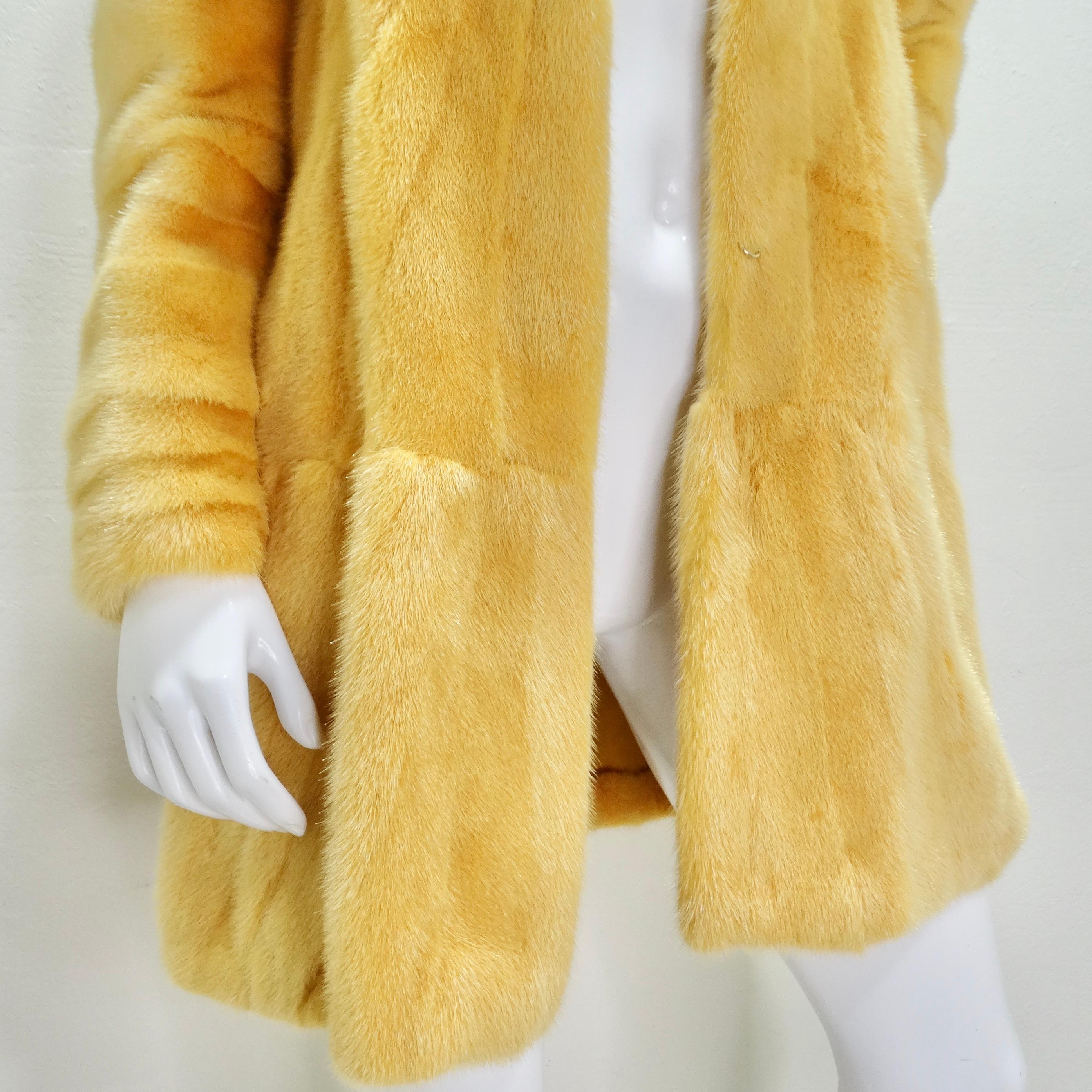 Philosophy Di Alberta Ferretti 1990s Mustard Yellow Mink Fur Coat In Excellent Condition For Sale In Scottsdale, AZ