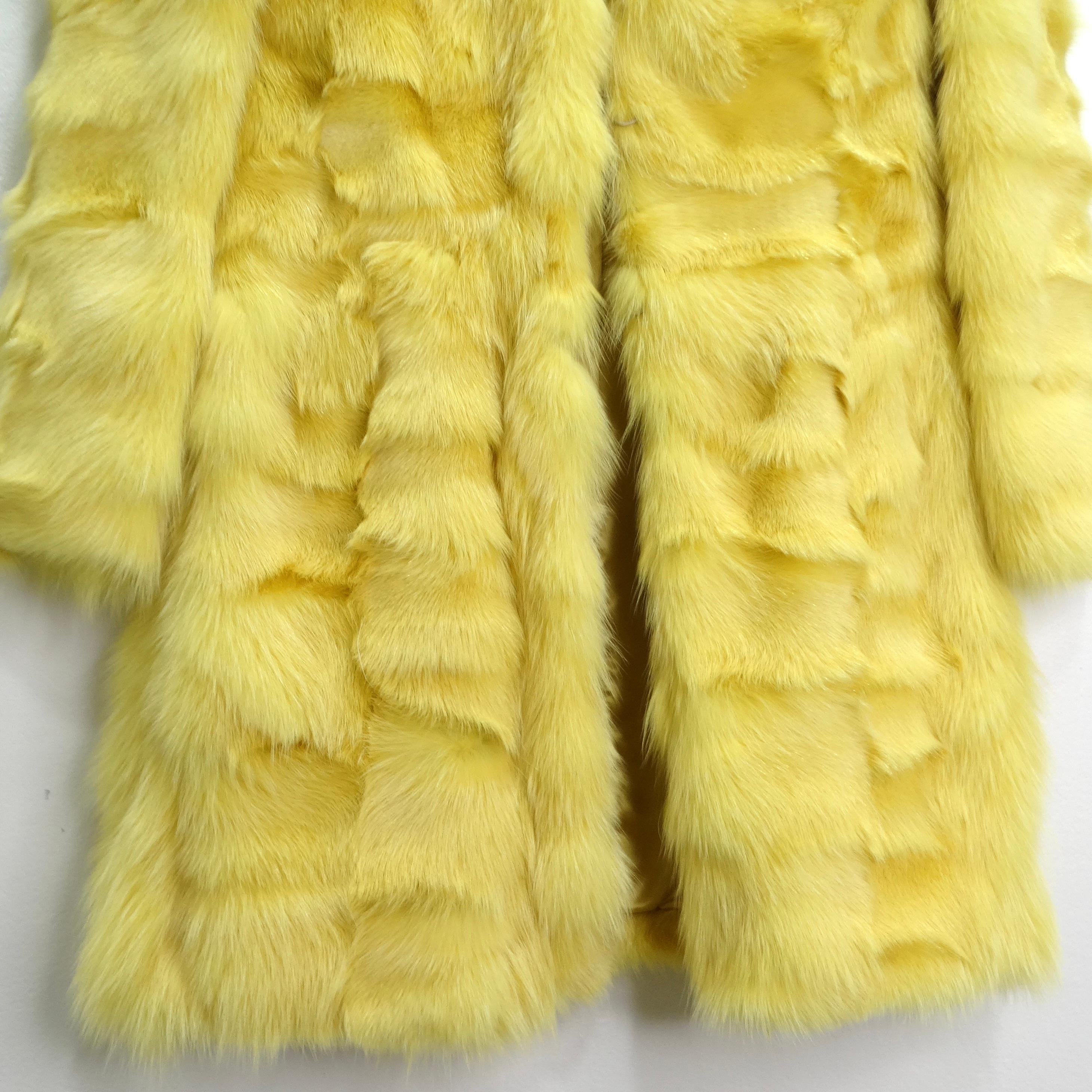 Philosophy di Alberta Ferretti 1990s Yellow Fox Fur Coat In New Condition For Sale In Scottsdale, AZ