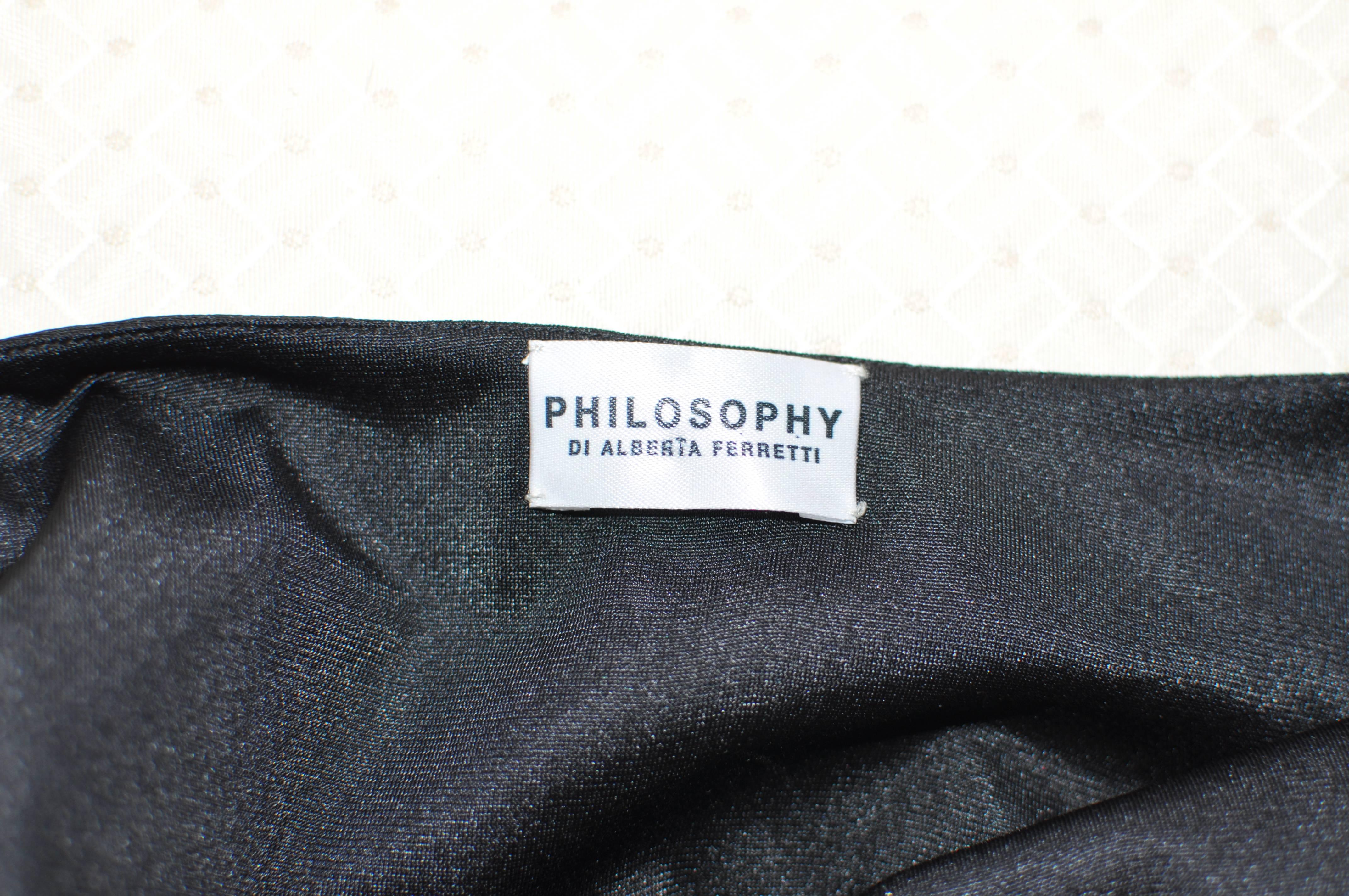 Philosophy di Alberta Ferretti Vestido de seda negro en venta 2