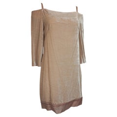 Philosophy di Alberta Ferretti Rose Velvet Open Shoulder Dress