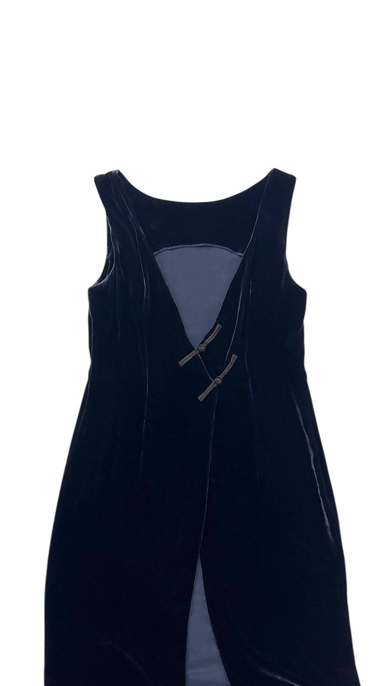 Philosophie di Alberta Ferretti Marineblauer Vintage-Samt mit orientalischem Knoten-Detail Damen im Angebot